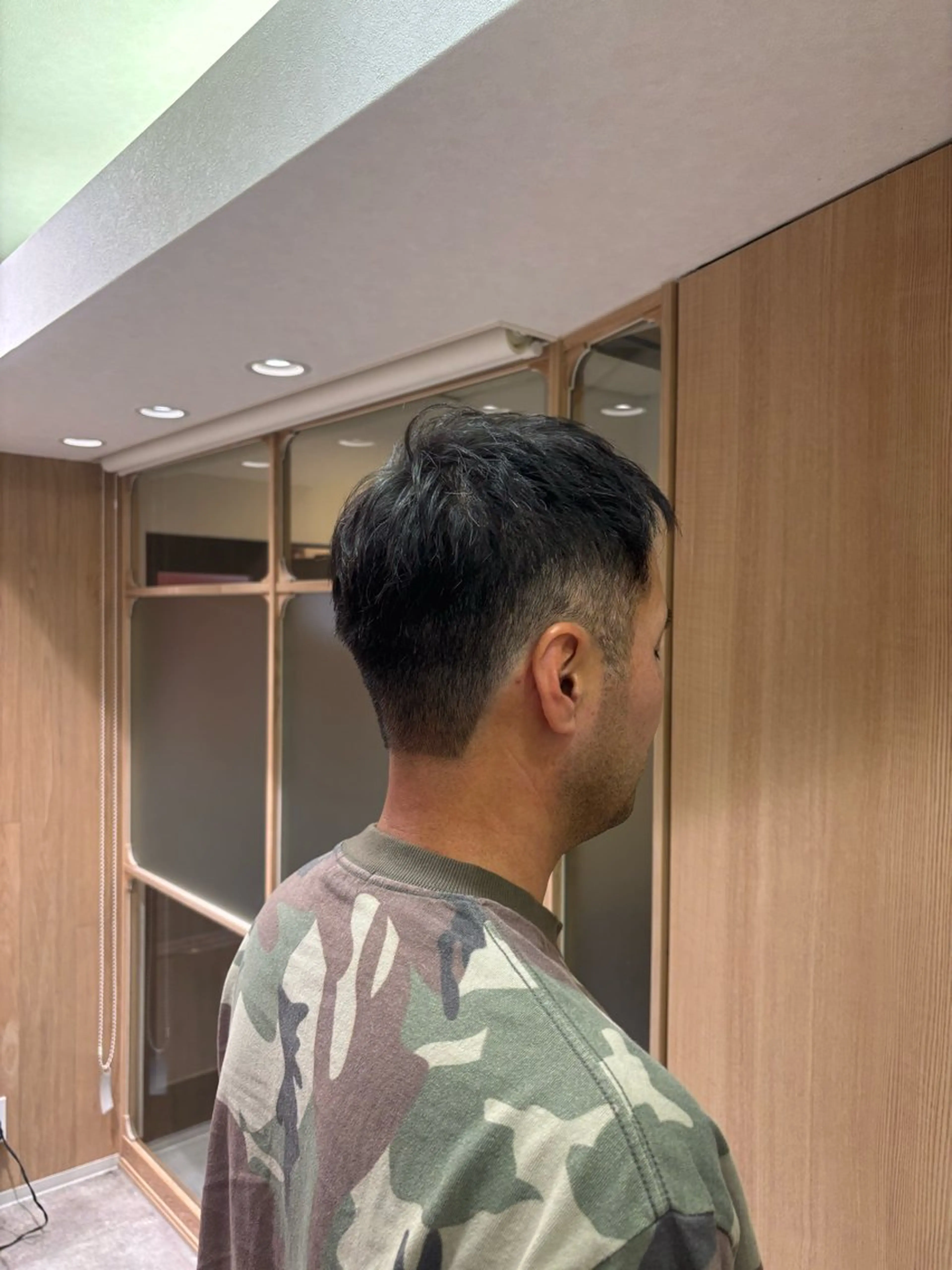 メンズ 刈り上げ Rudder 牛嶋のヘアスタイル