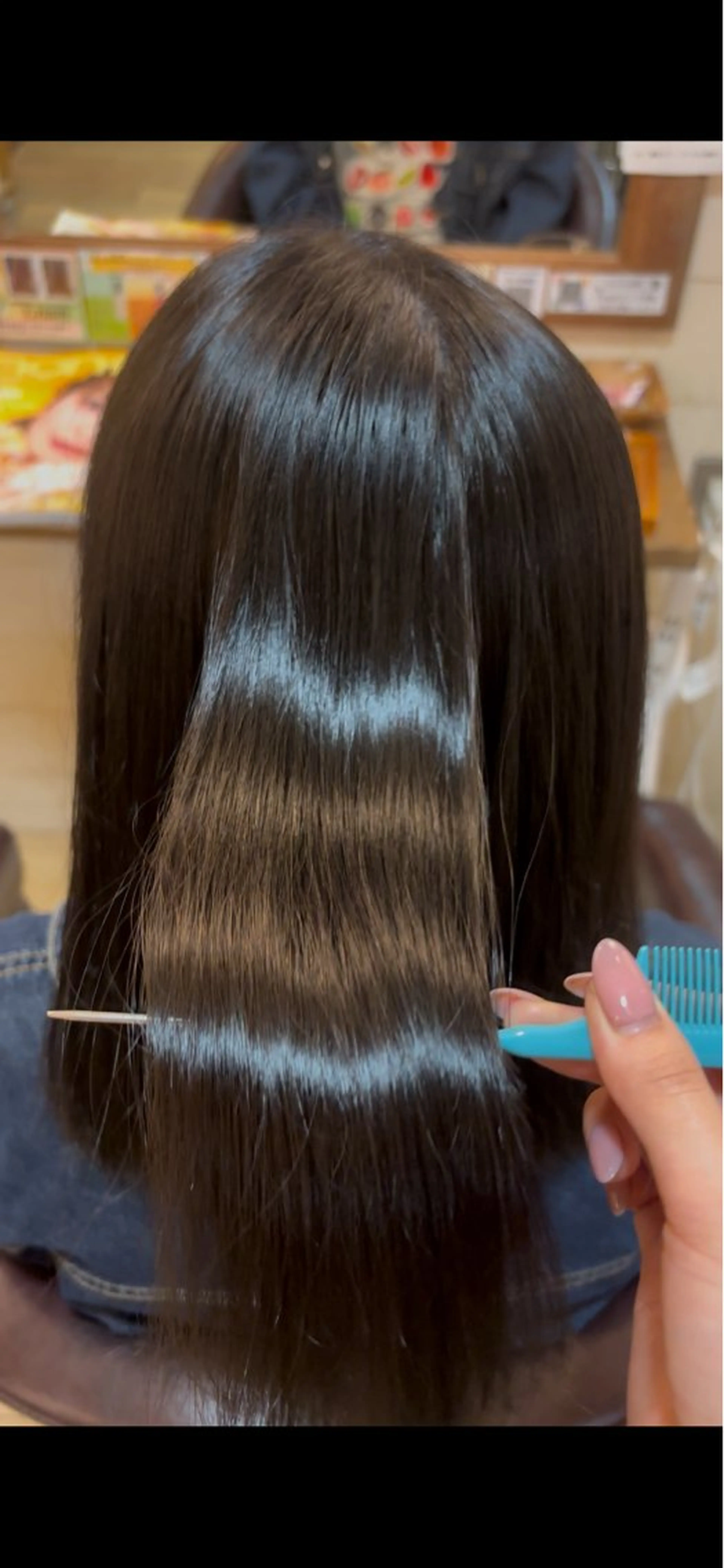 ミディアム いいじま あきねのヘアスタイル