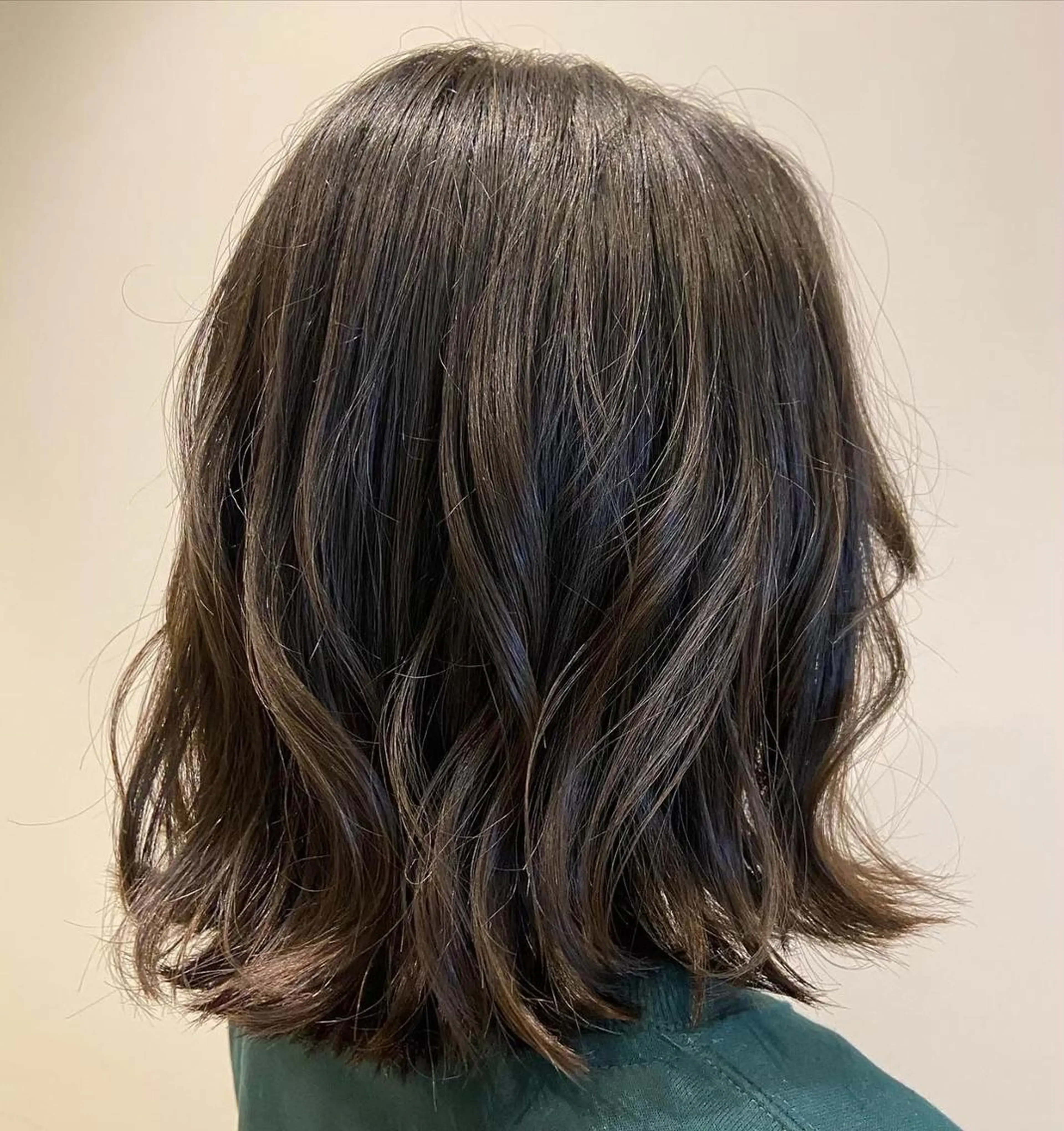 ミディアム カラー グレージュ イルミナカラー ボブ カット ヘアカラー トリートメント 🌹艶髪カラー🌹 津田晴加【西荻窪】のヘアスタイル