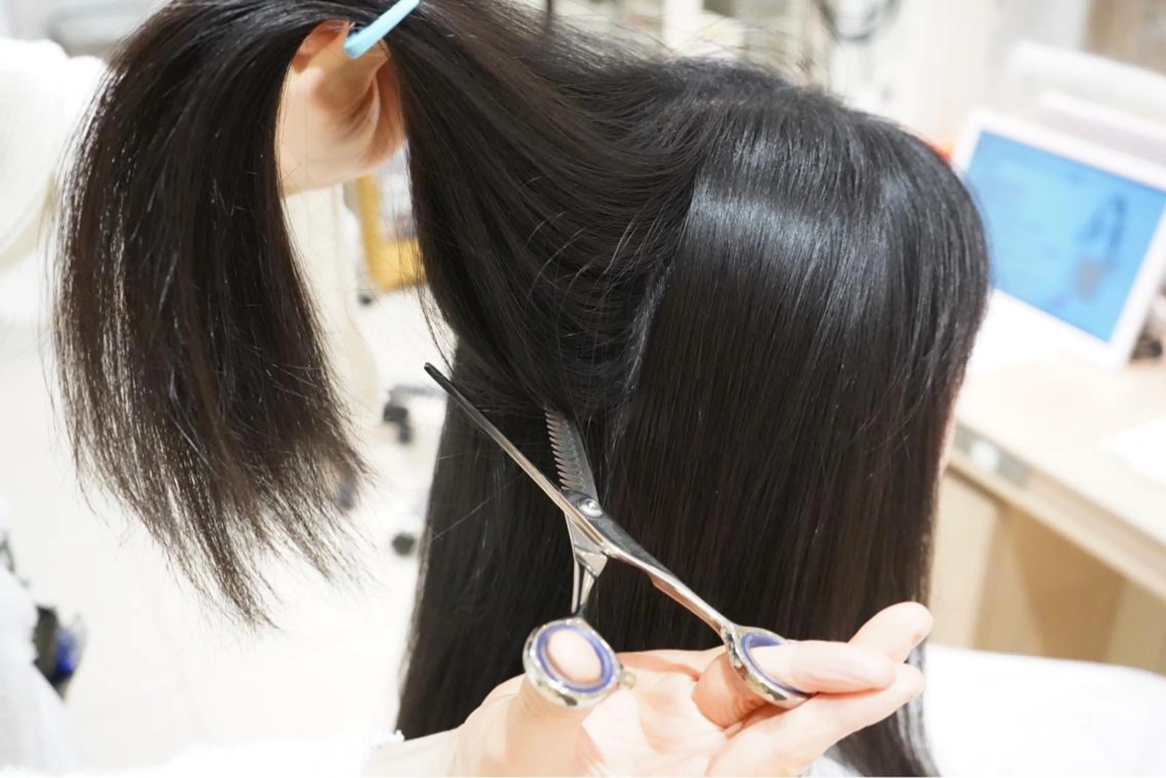 HALE 金杉悠作のヘアスタイル
