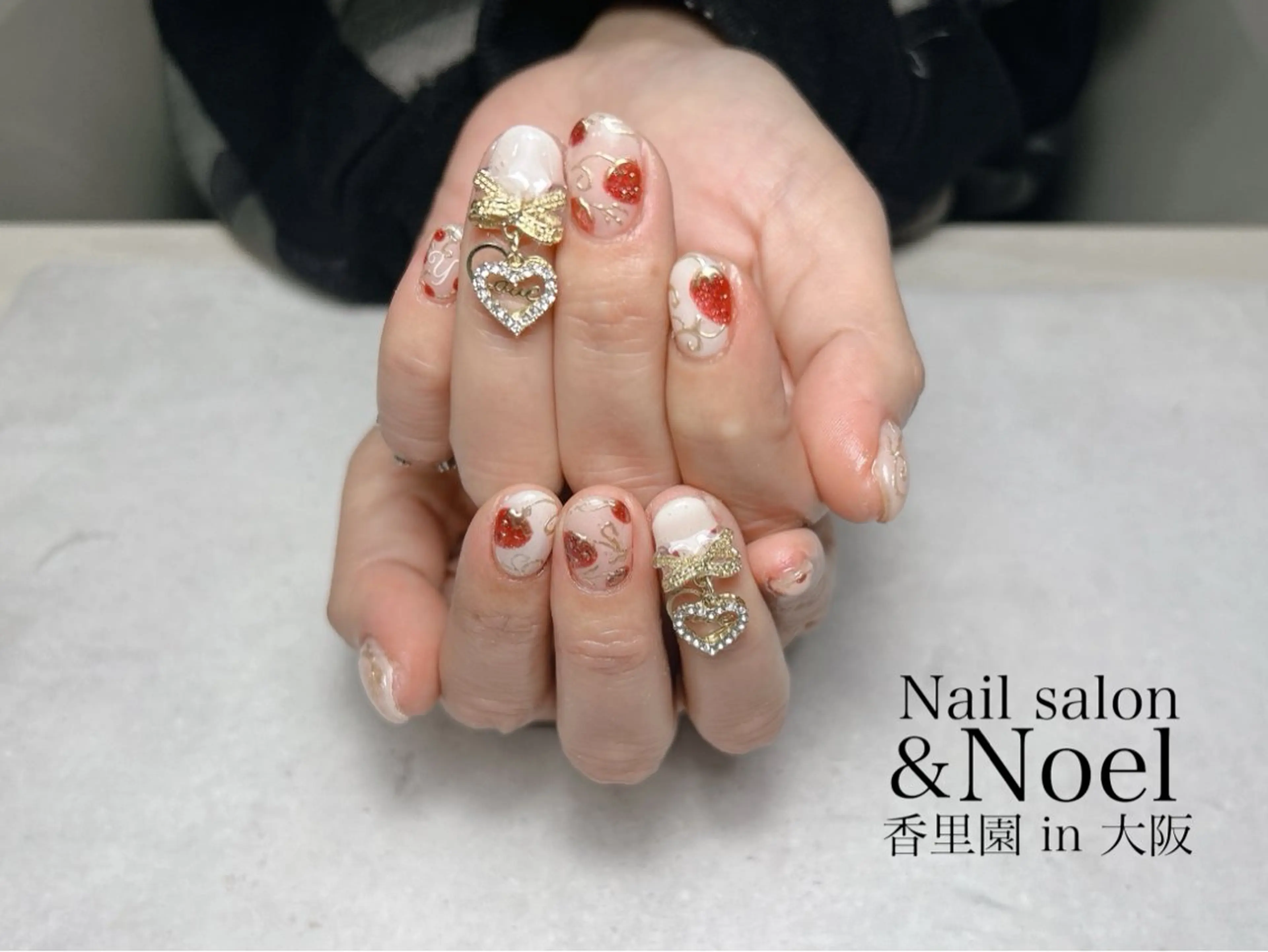 ネイル 持ち込み ハンドネイル Nailsalon  &Noel所属・もも 🍑のネイルデザイン
