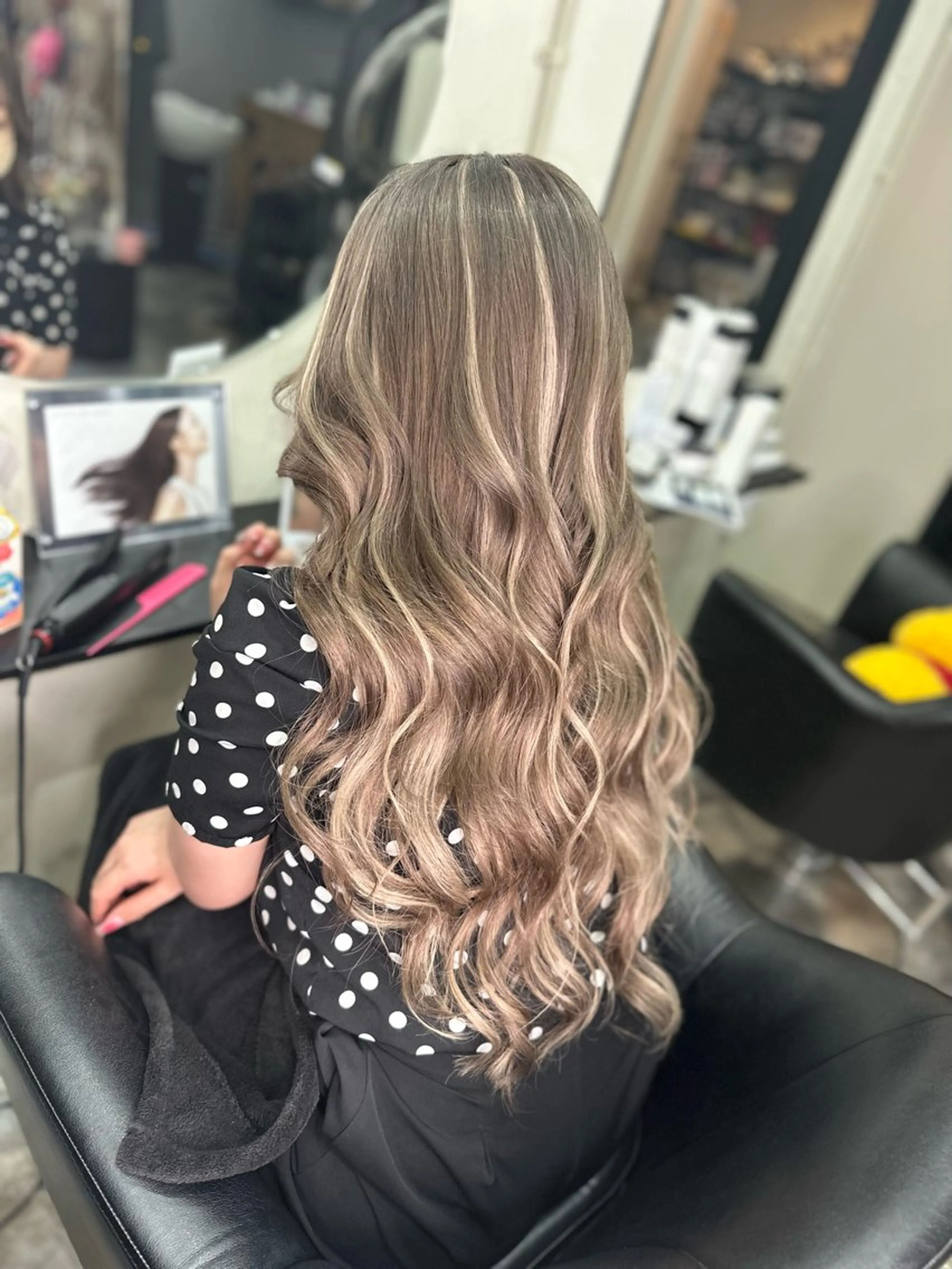 ロング カラー カット ヘアカラー エクステ 🦋美髪ハイトーン/ レイヤー🦋るくものヘアスタイル