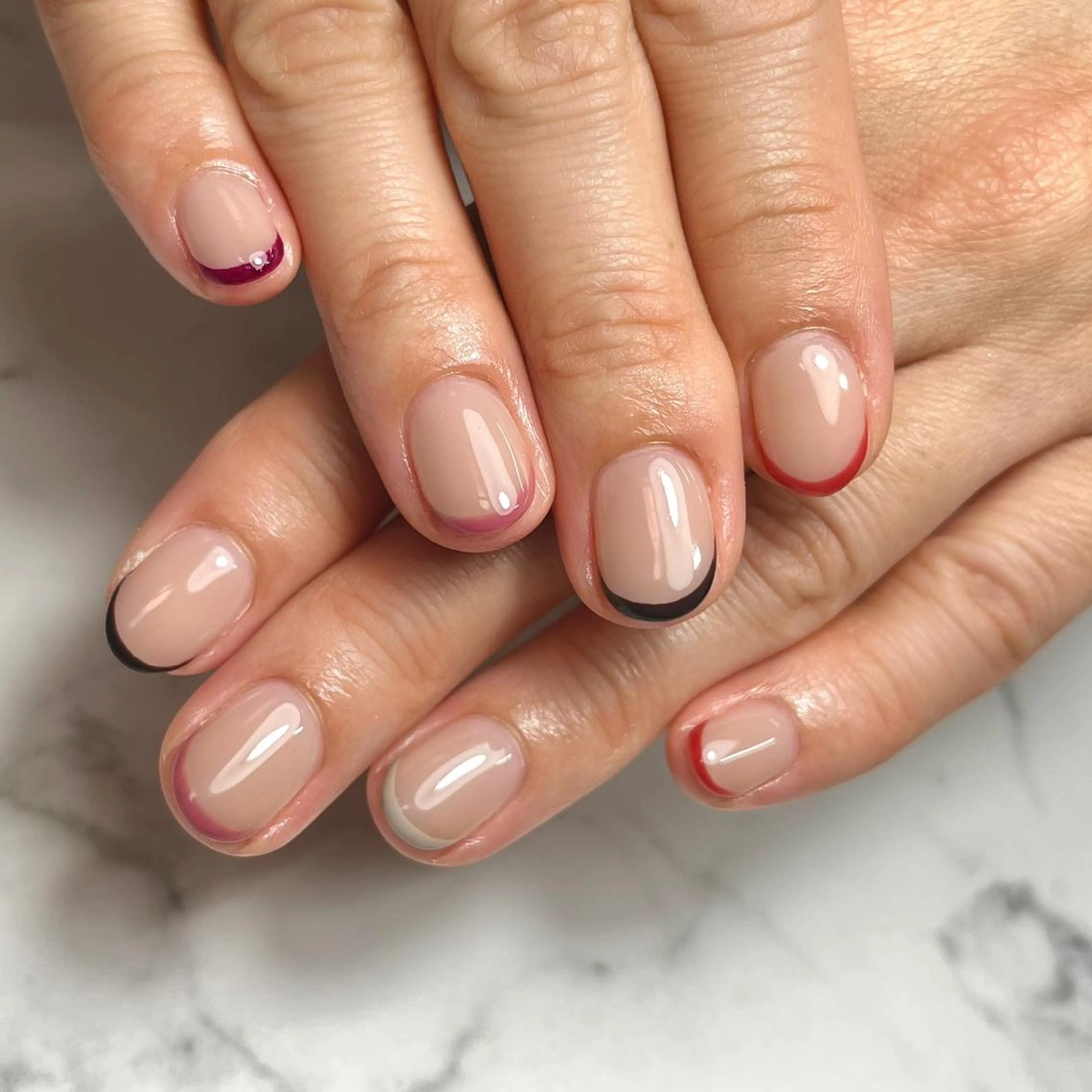 ネイル アートネイル ブラウン フレンチネイル ジェルネイル 氷ネイル・うるうるネイル ハンドネイル NAIL NOWのネイルデザイン