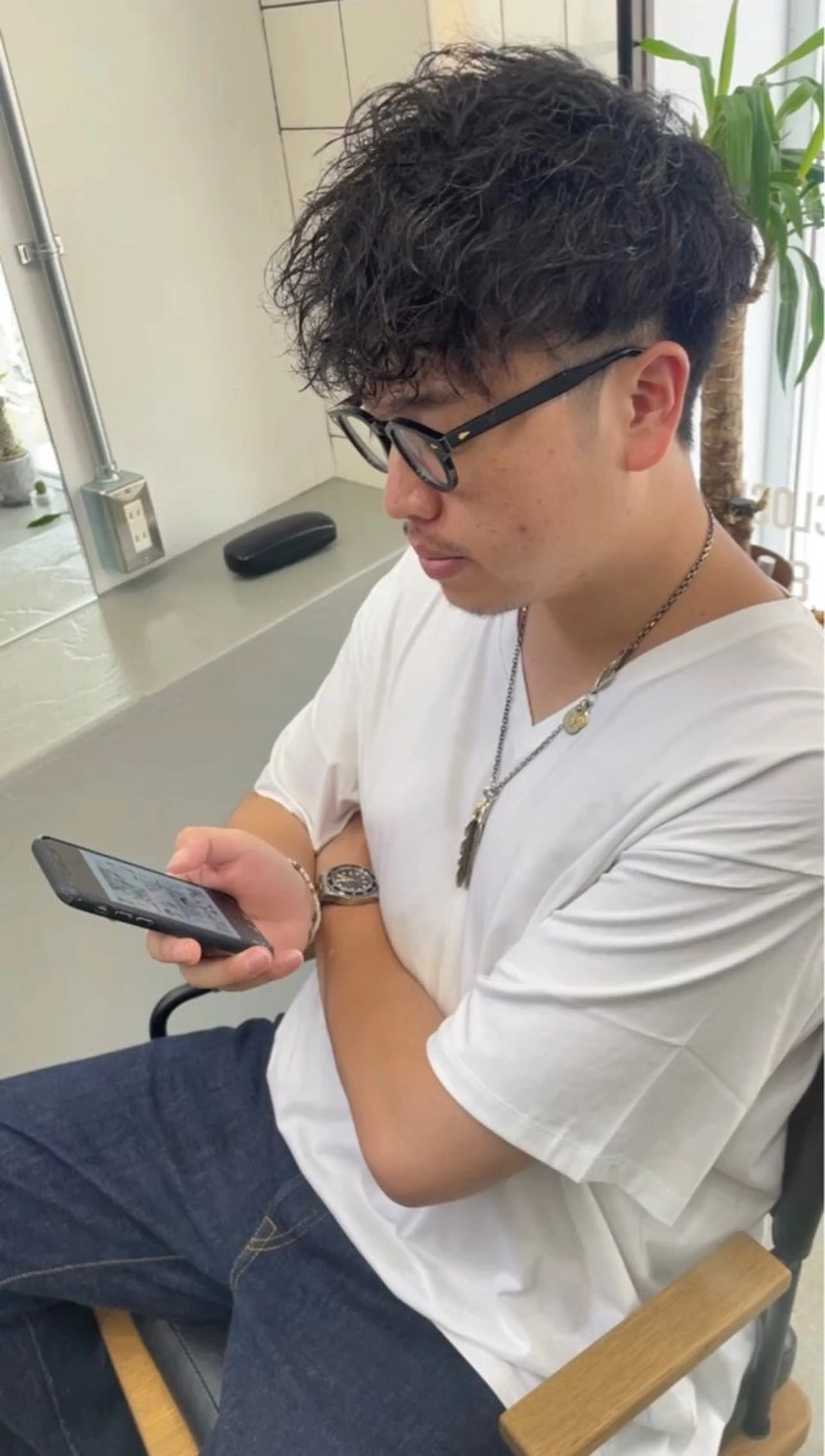 ミディアム パーマ メンズ カット パーマ メンズ専門サロン wokeのヘアスタイル