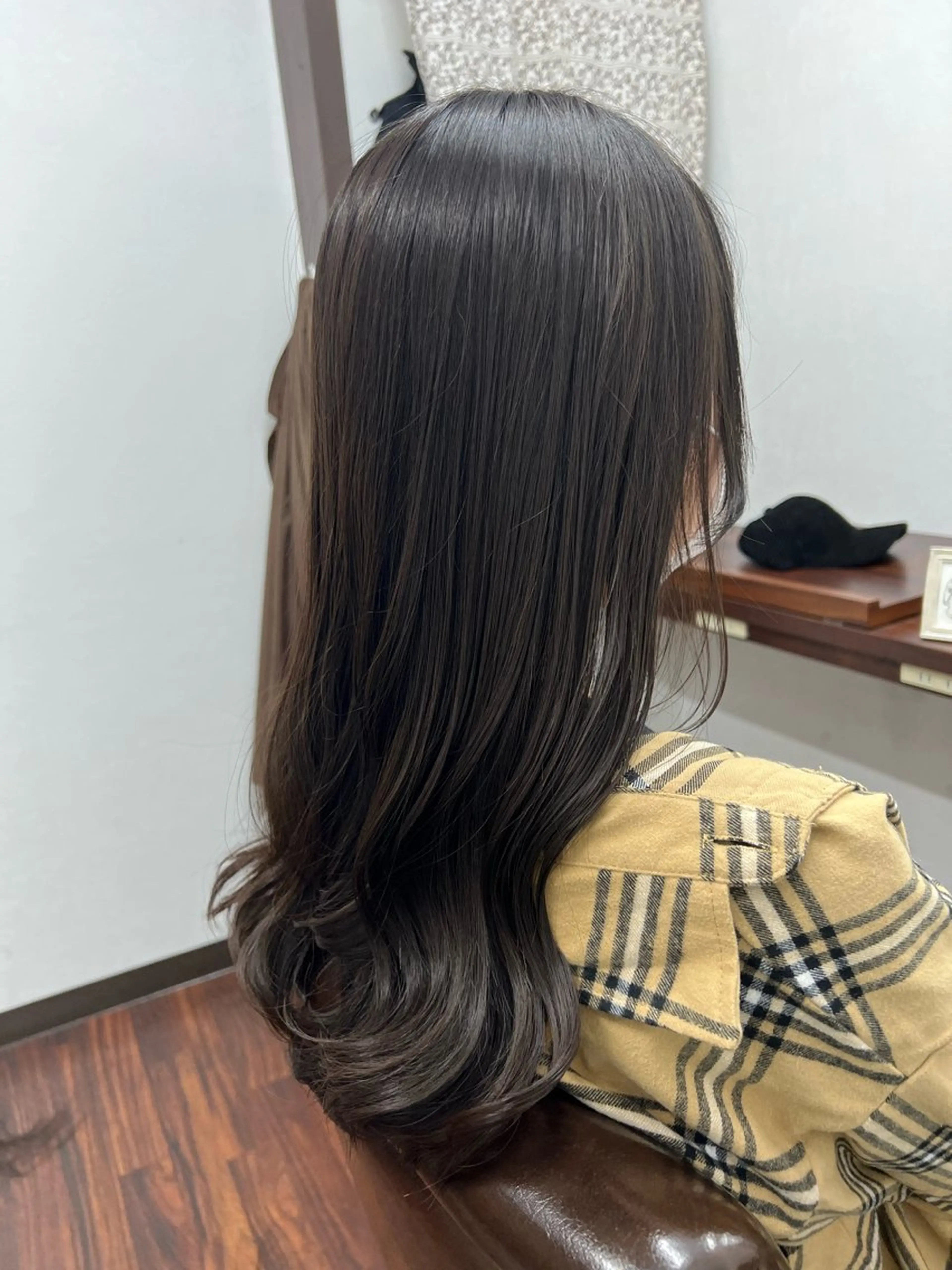 カラー 艶カラー/ カナト☁️❄️のヘアスタイル