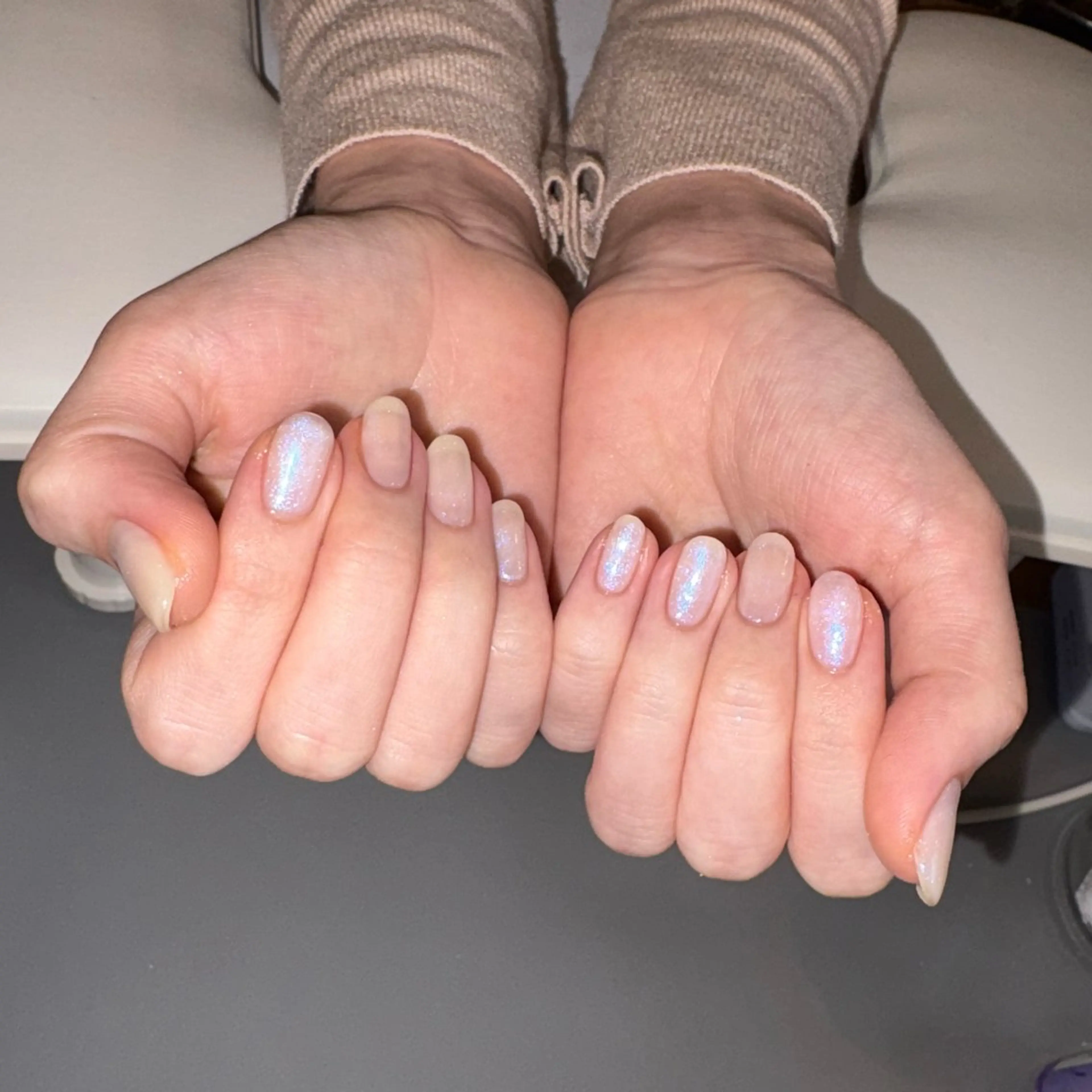 ネイル オーロラネイル 長さ出し ラメ(グリッター) ワンカラーネイル ハンドネイル Lily Nailのネイルデザイン