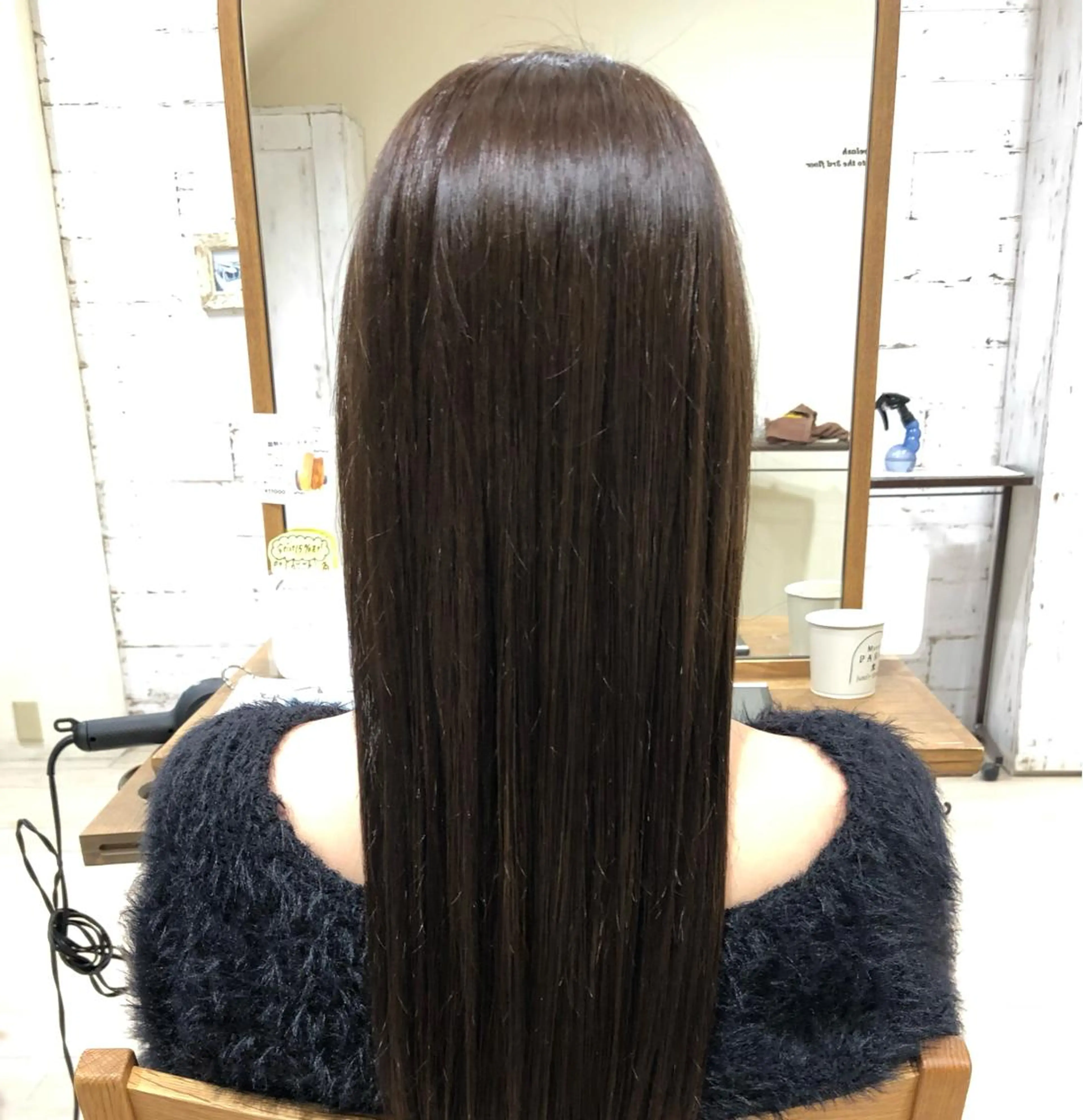 ロング すげ さやかのヘアスタイル