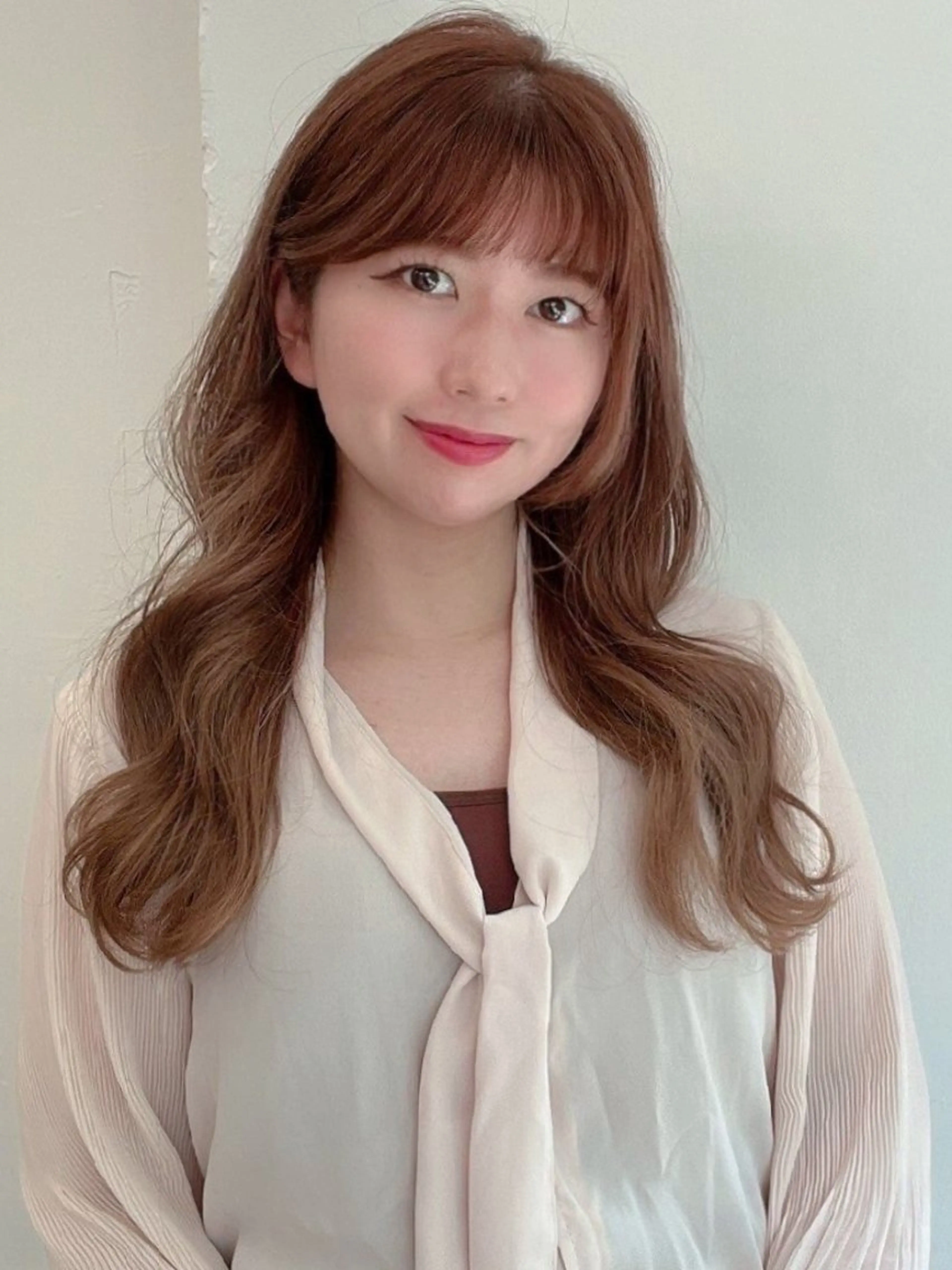 セミロング カラー レイヤーカット HONEY渋谷 髪質改善/ハイライトのヘアスタイル