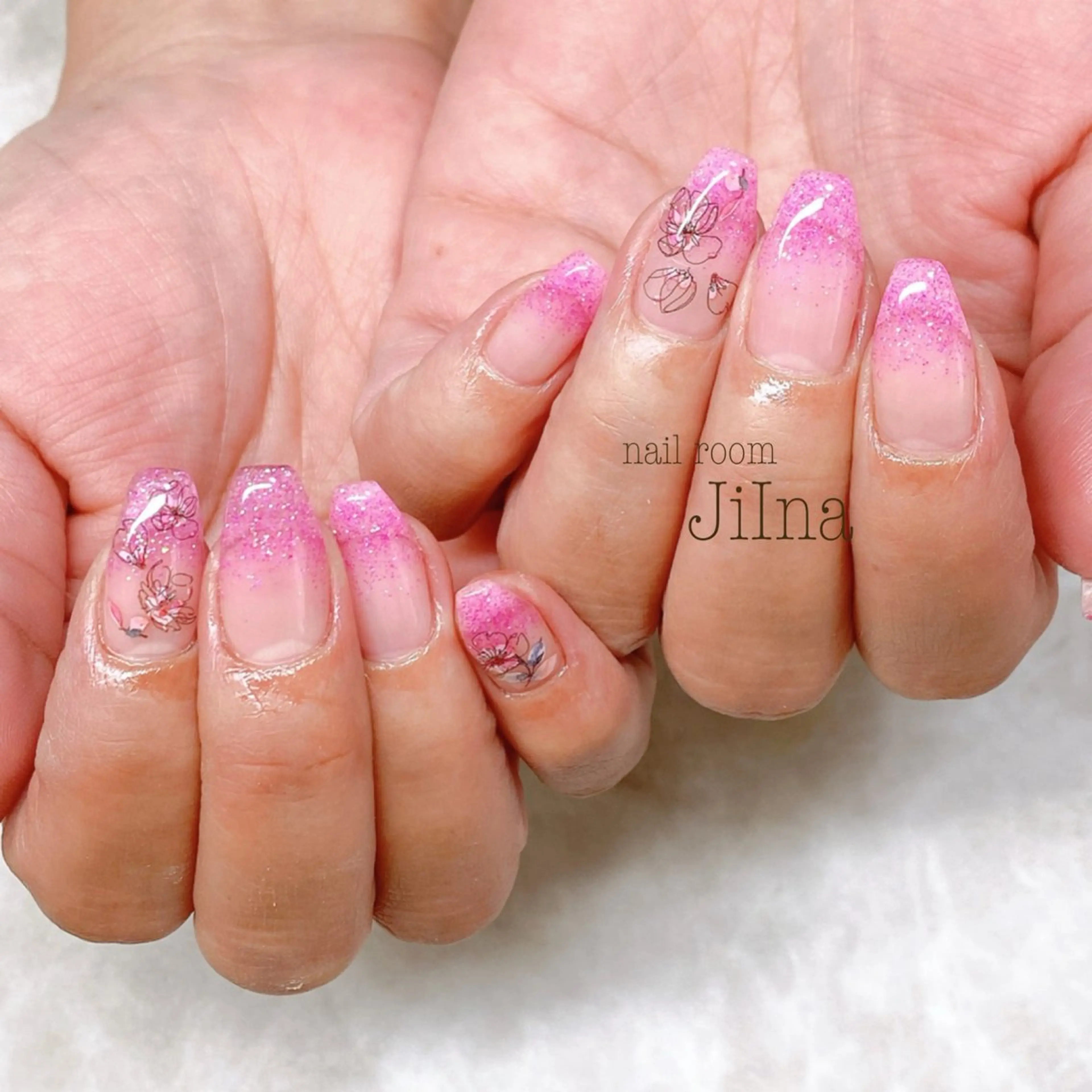 ネイル ラメ(グリッター) ラメグラデーション JiIna nailのネイルデザイン