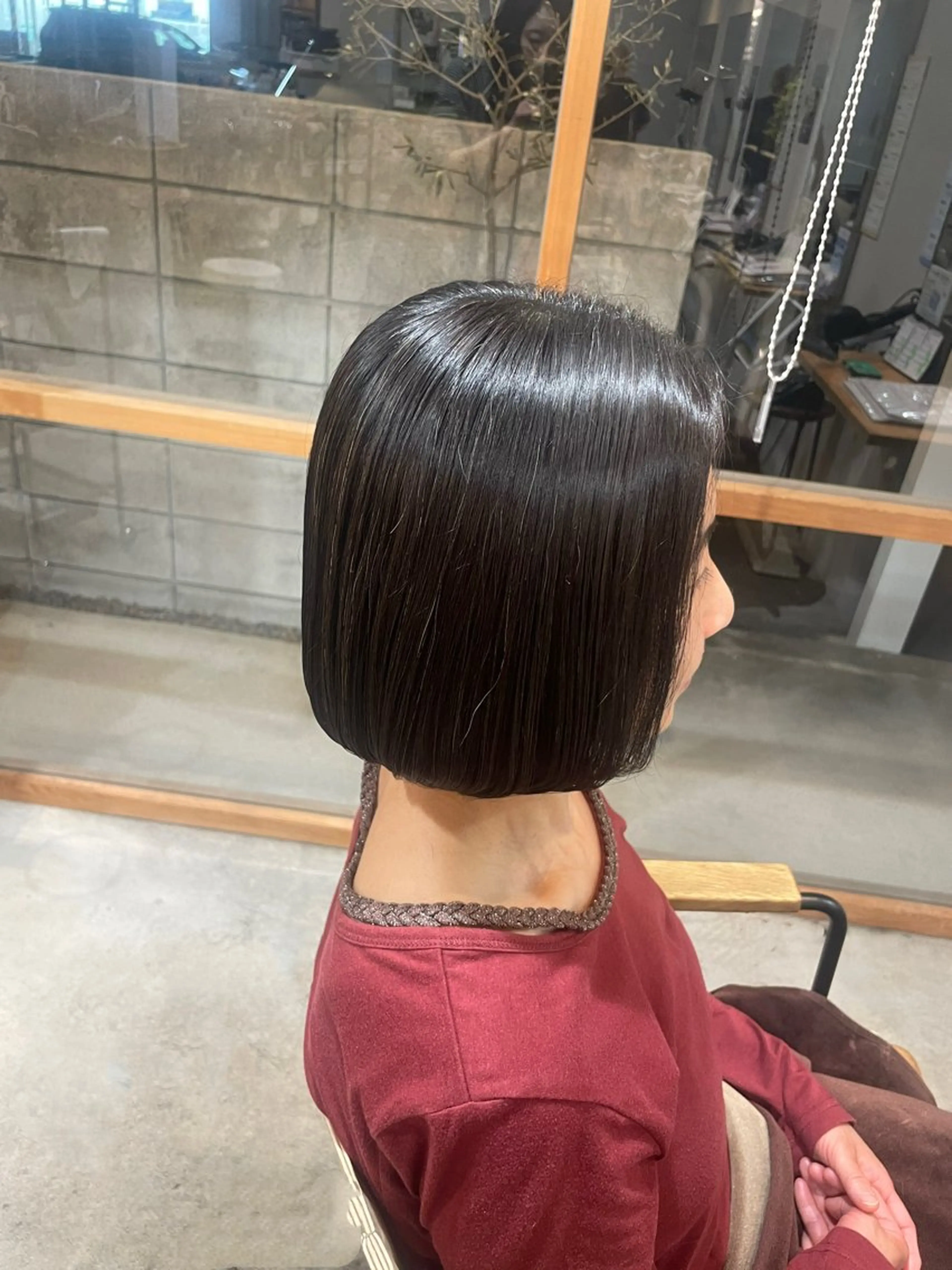 ミディアム ボブ 外ハネヘア 笹川 桃歌のヘアスタイル