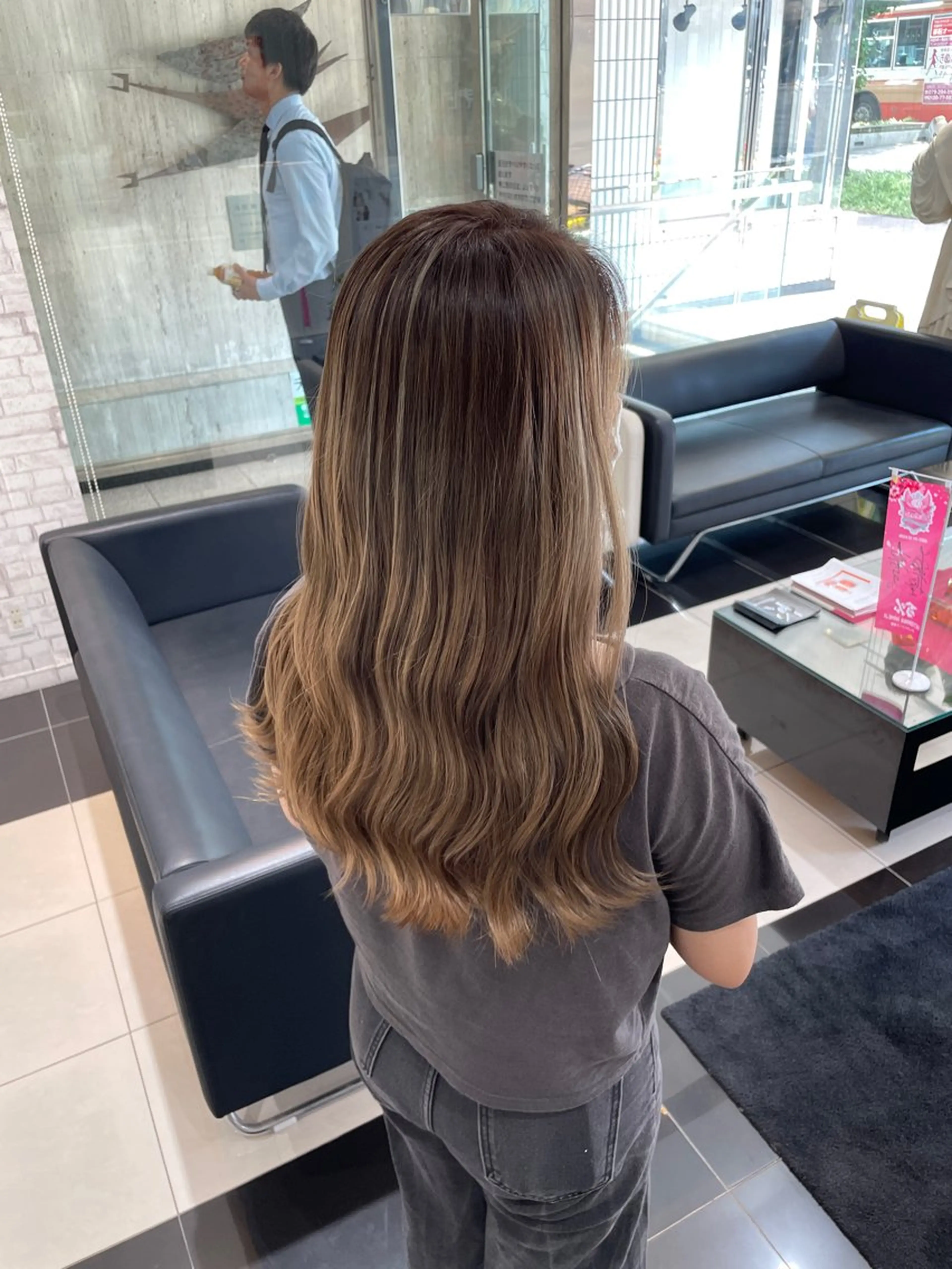セミロング カラー ハイライトカラー ハイライト ヘアカラー トリートメント 低ダメージ特化🌱 佐野優斗のヘアスタイル