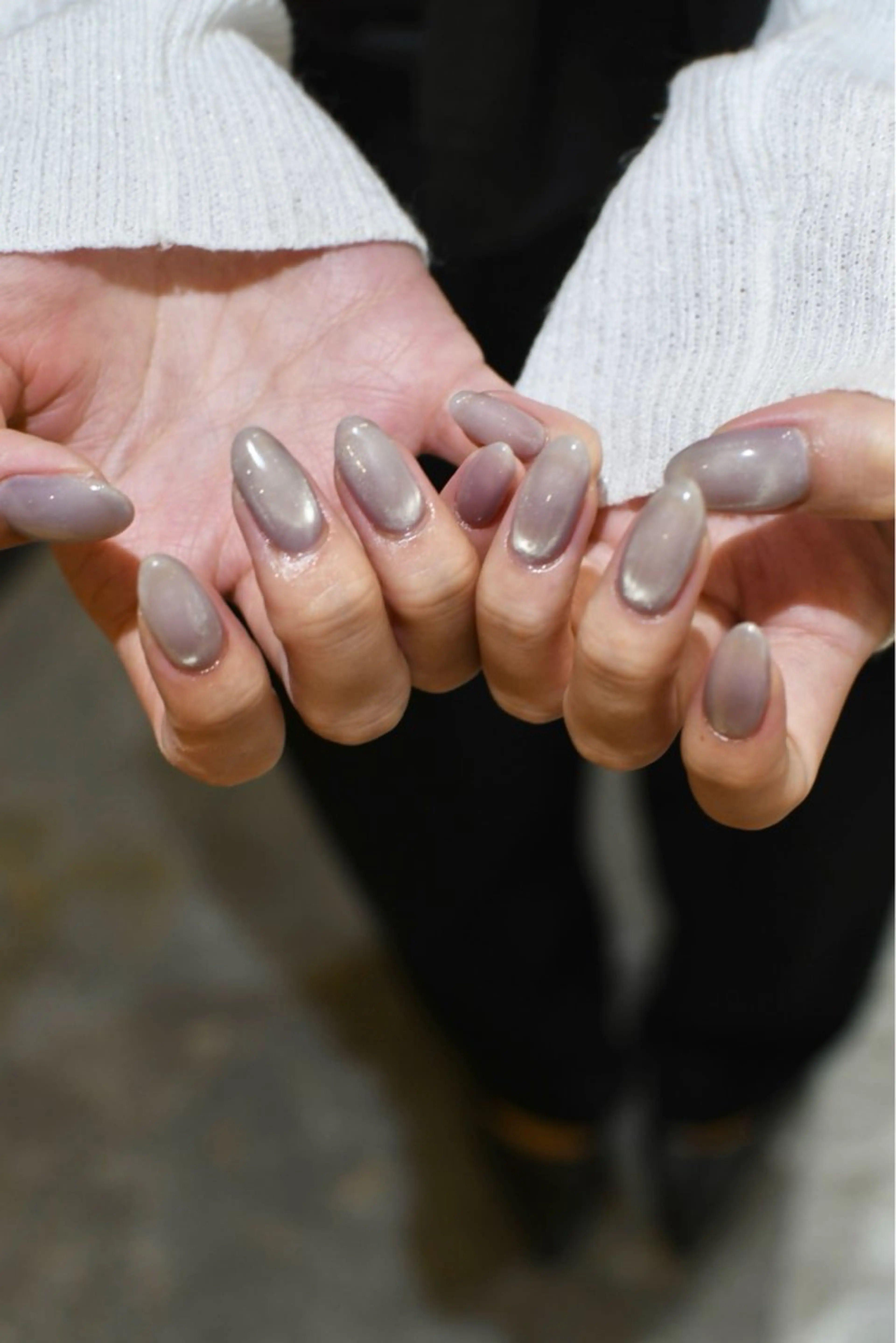 ネイル マグネットネイル ニュアンスネイル ハンドネイル nuu 栄  /  シェアサロン所属・nuu栄 ユキ / 大人ニュアンスのネイルデザイン