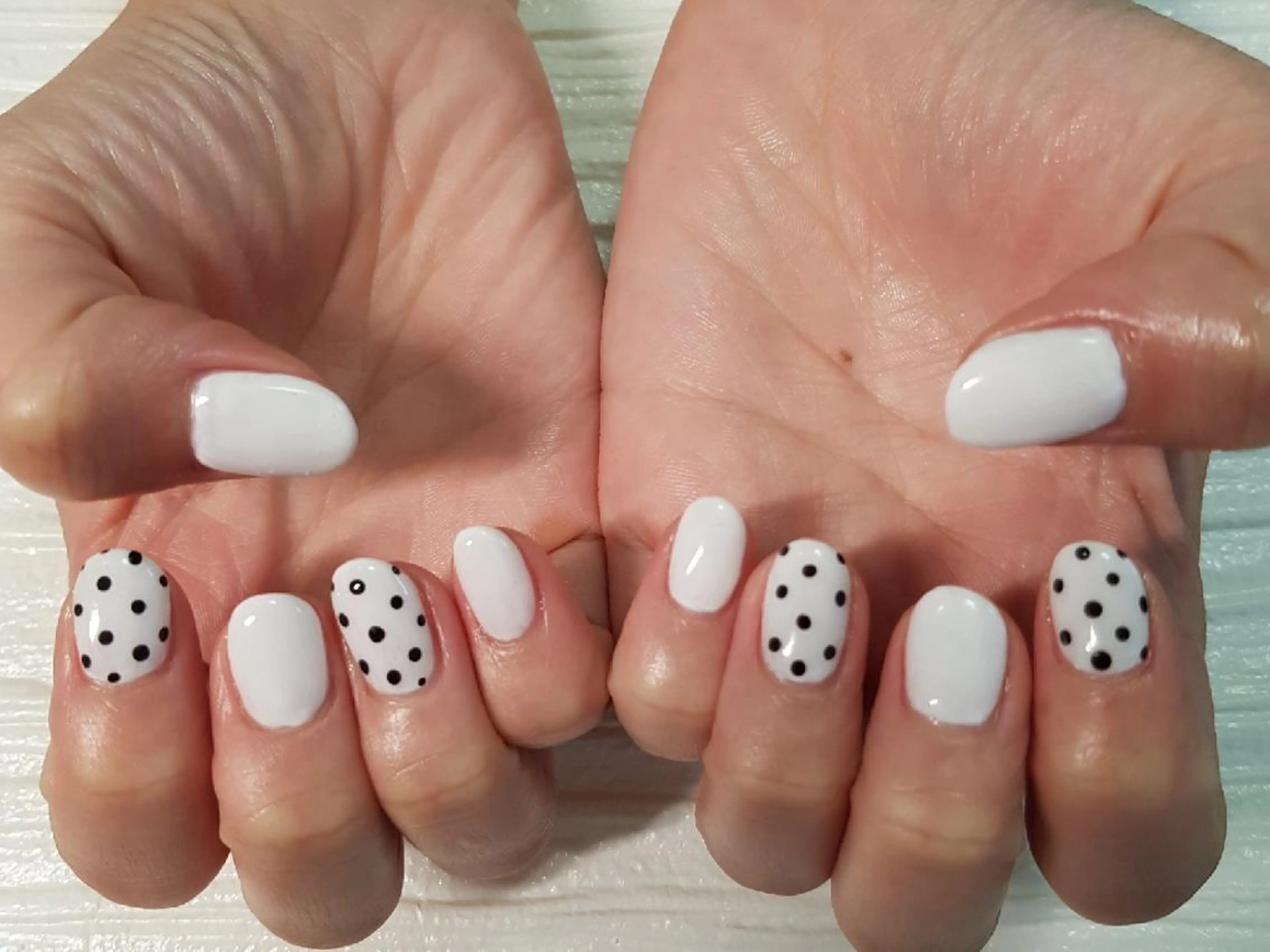 ネイル ドット ハンドネイル Fa.Stella ファステラ のネイルデザイン