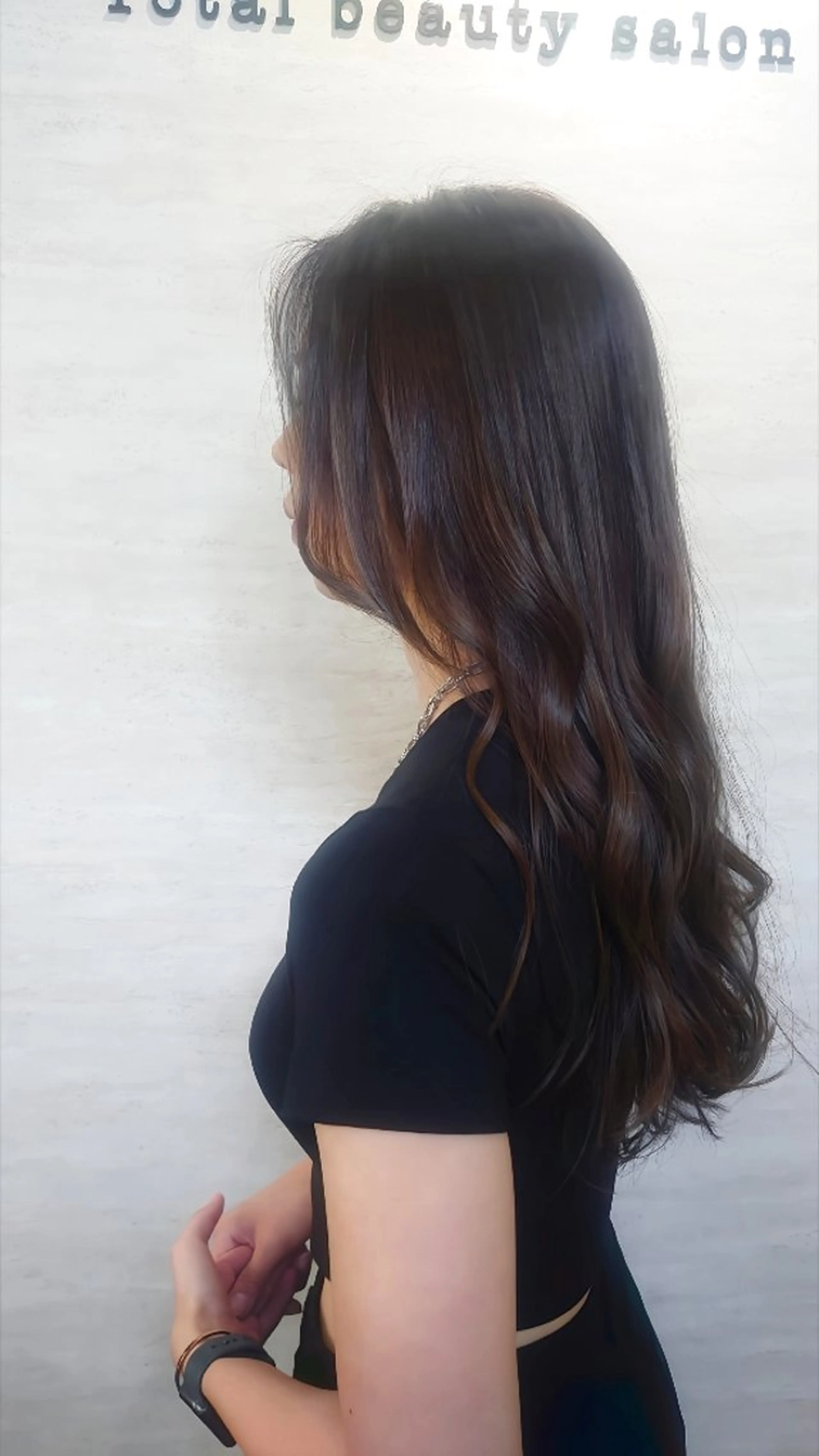 ロング カット ヘアカラー KUGE AKIFUMIのヘアスタイル