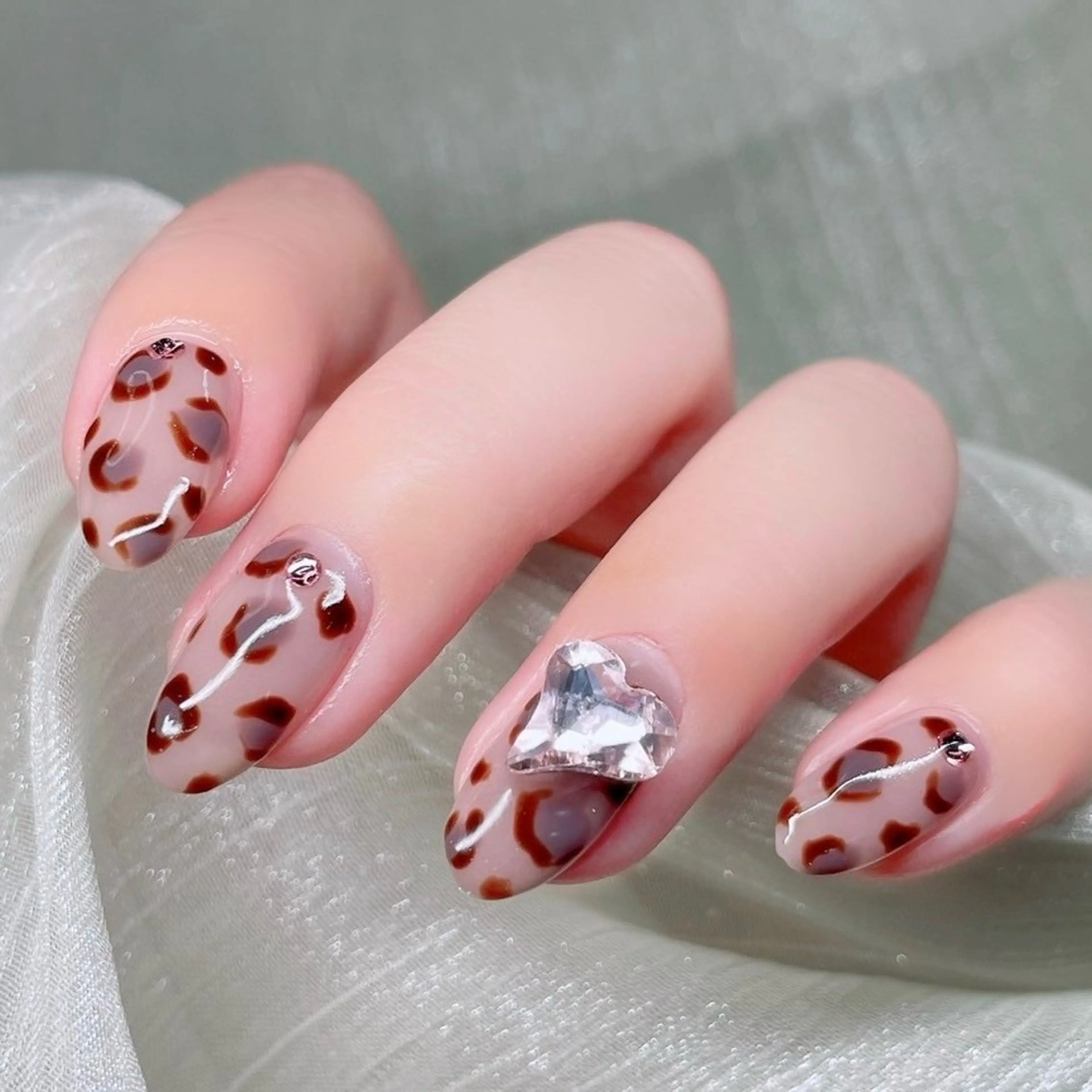 ご新規様 ❤︎ Leopard〔オフあり〕 / パラジェル変更可の写真