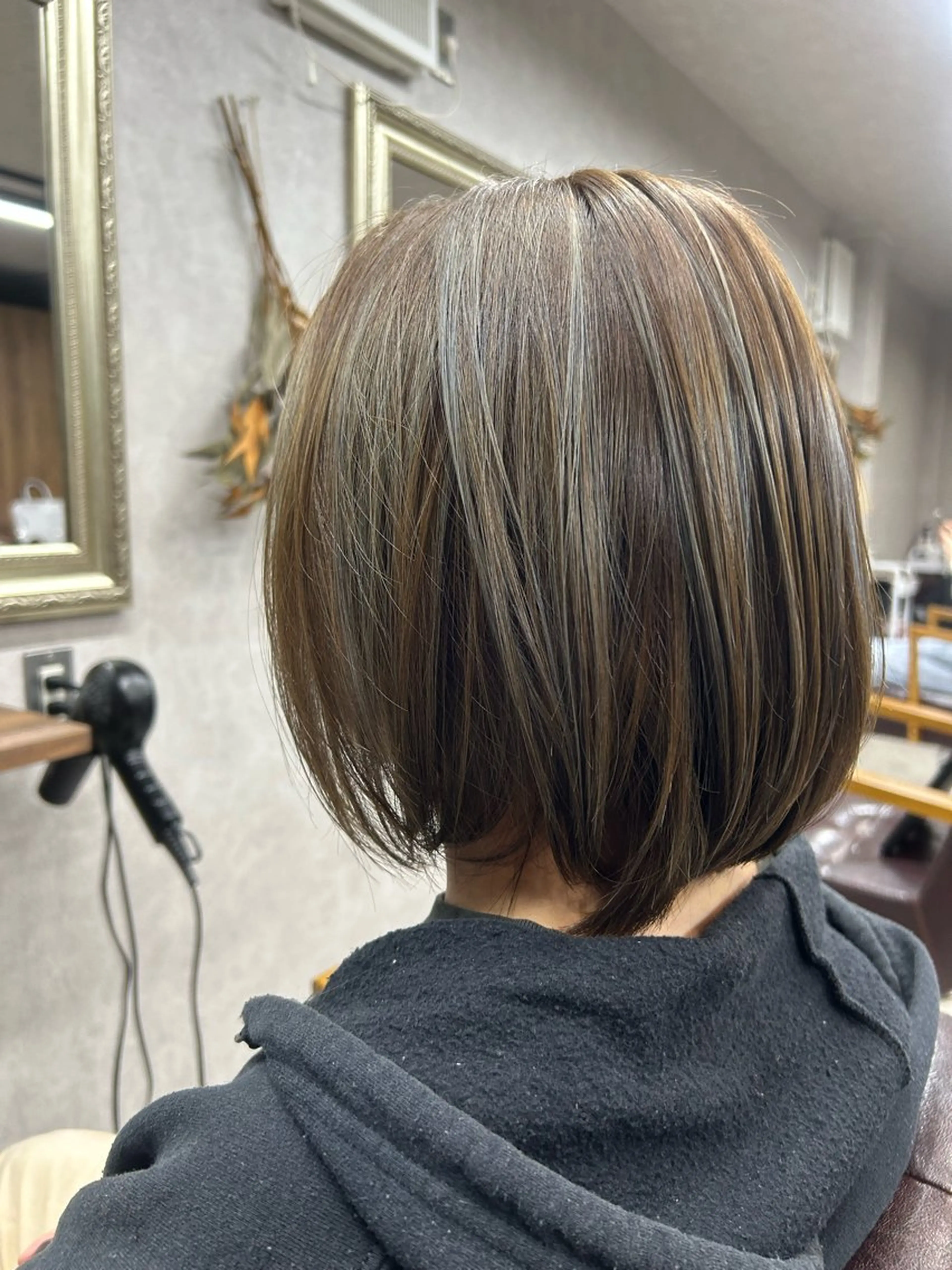 ショート カラー Lien 深井店のヘアスタイル