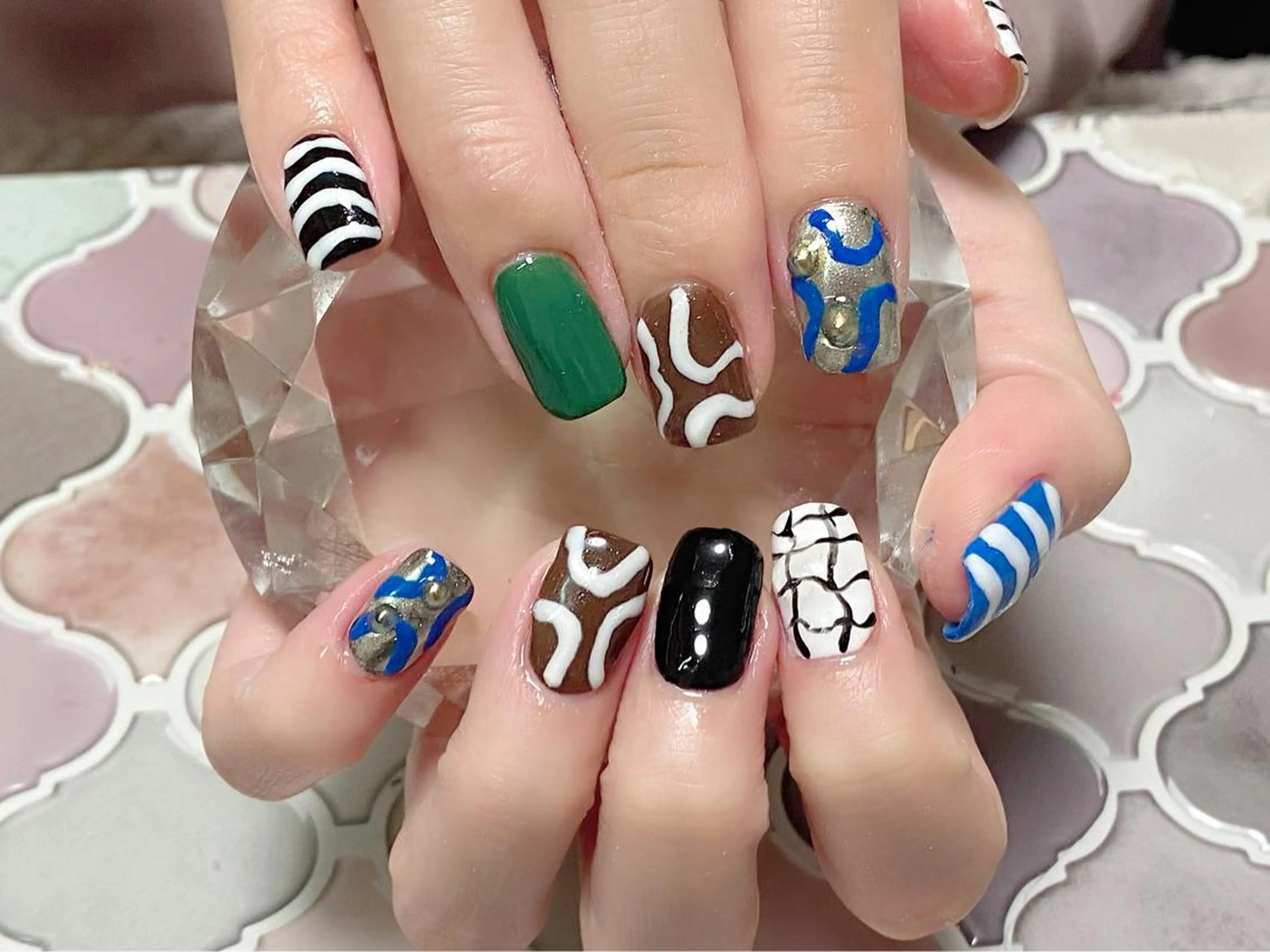 ネイル 痛ネイル/ワンホン/ フィルイン/長さだしのネイルデザイン