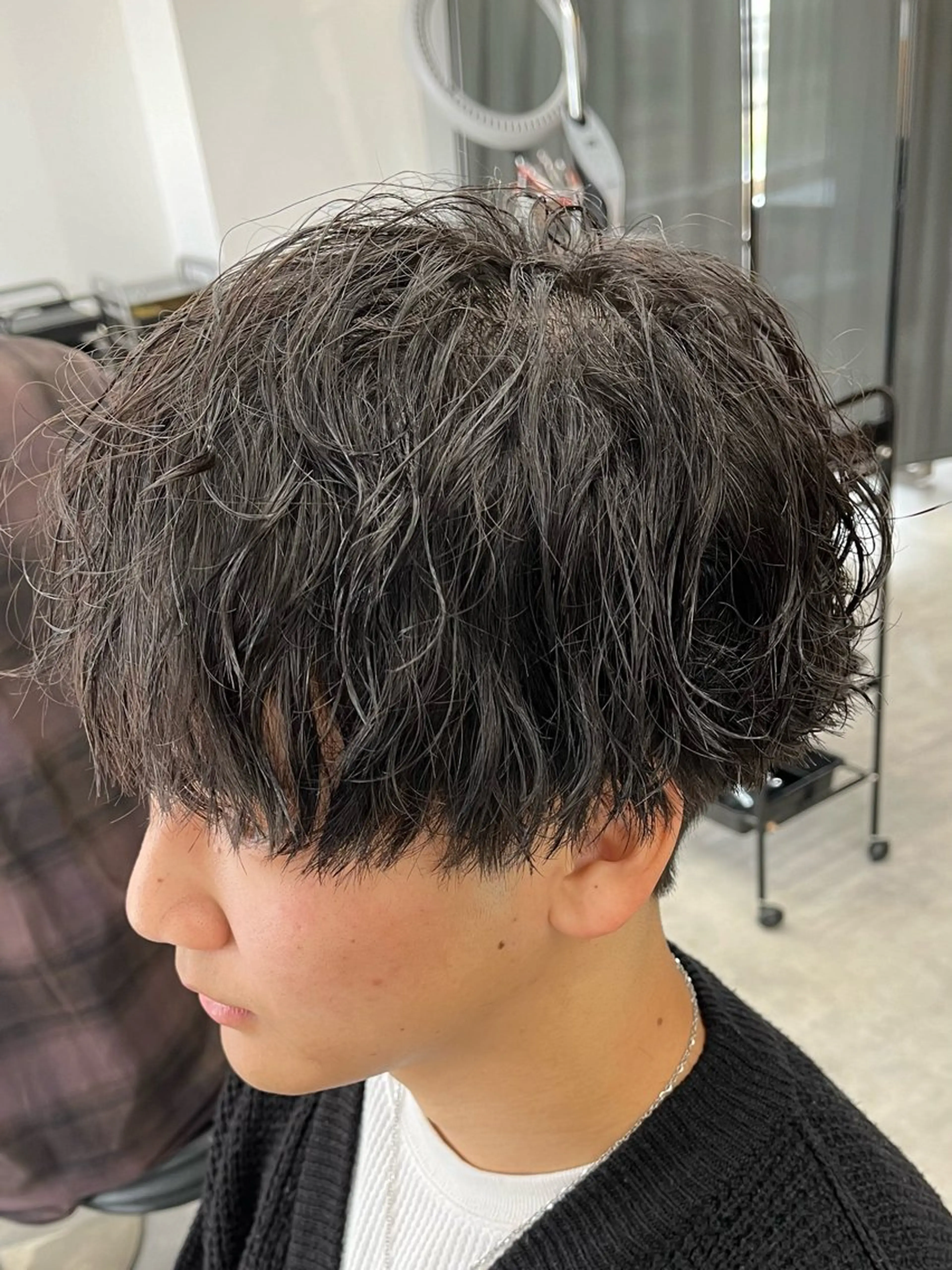 ショート パーマ メンズ メンズパーマ ツイストスパイラルパーマ スパイラルパーマ カット パーマ 新潟メンズパーマ 新潟駅/小田拓実のヘアスタイル