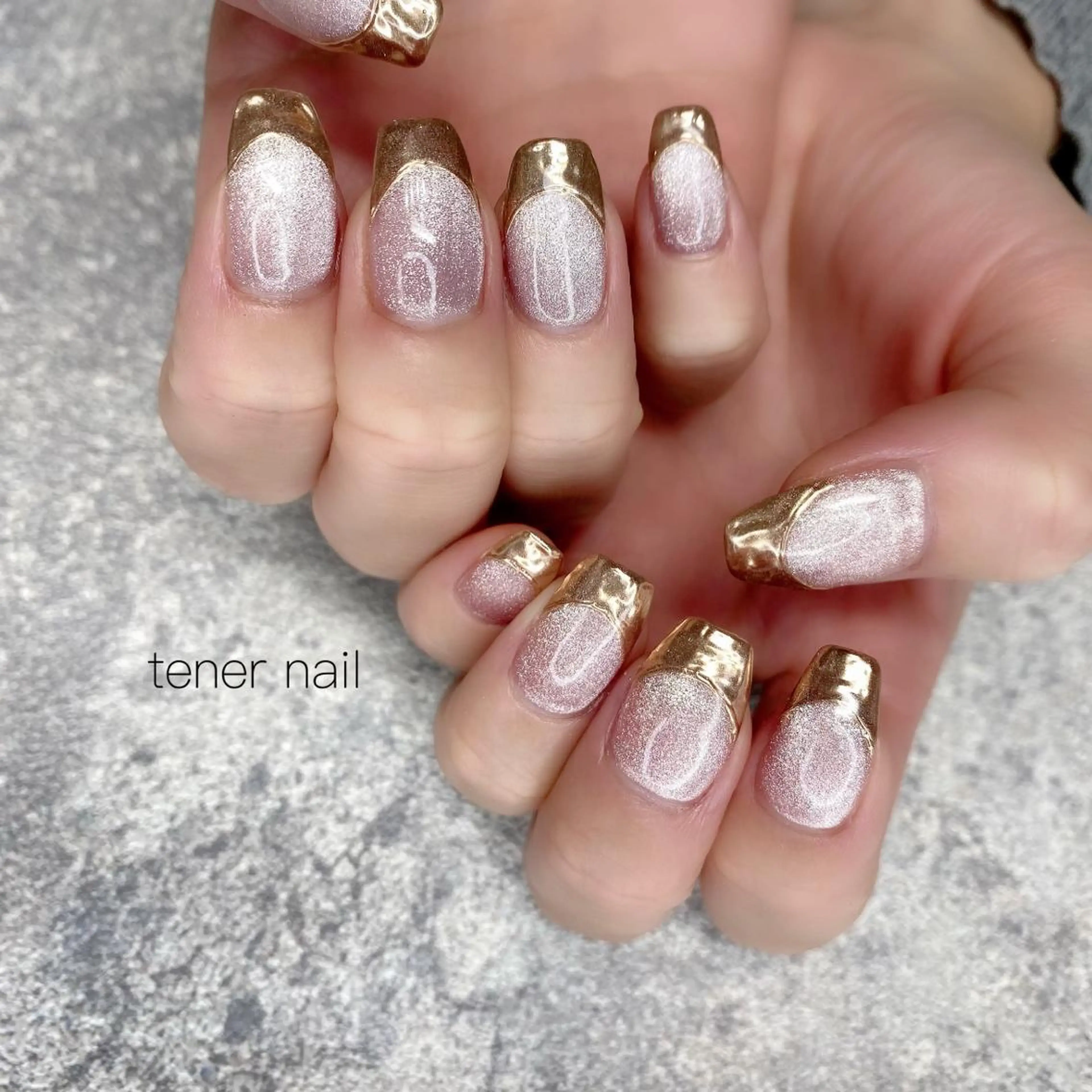 ネイル フレンチネイル マグネットネイル ミラーネイル tener  nail  テネルネイル所属・テネルネイル tener nailのネイルデザイン