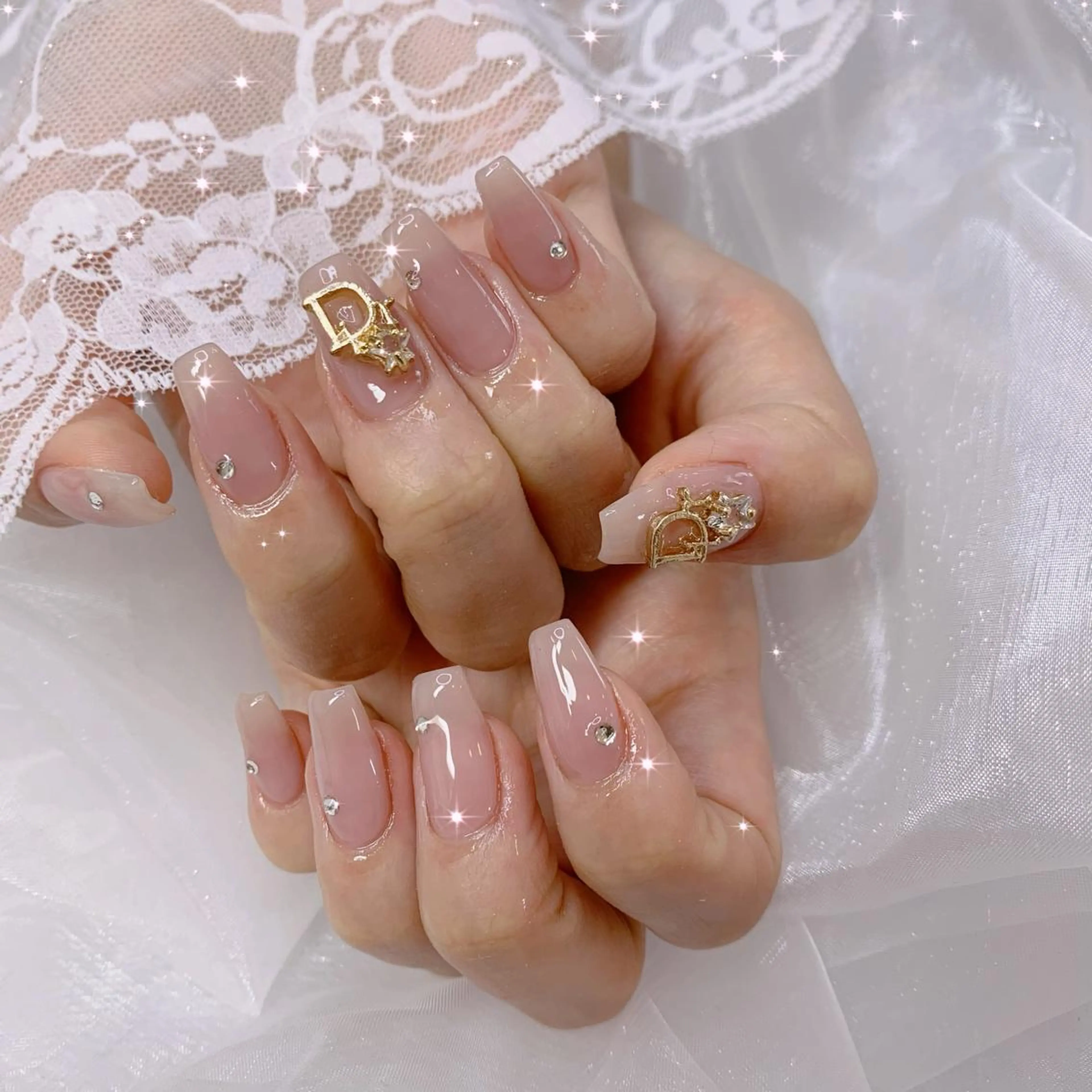 ネイル ハンドネイル La neige* yuki 🥯🍑のネイルデザイン