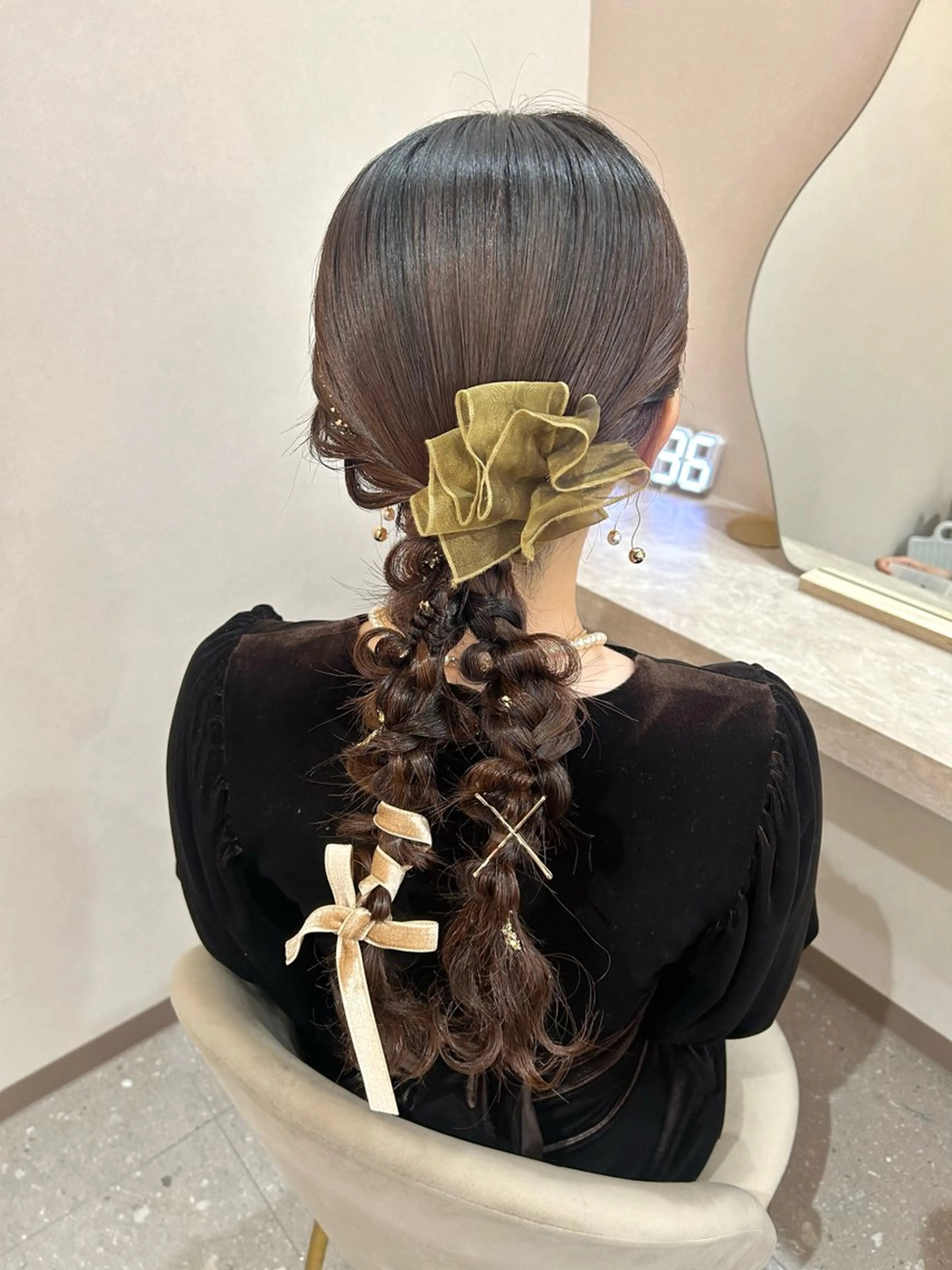 ロング ヘアセット Mila Hazukiのヘアスタイル