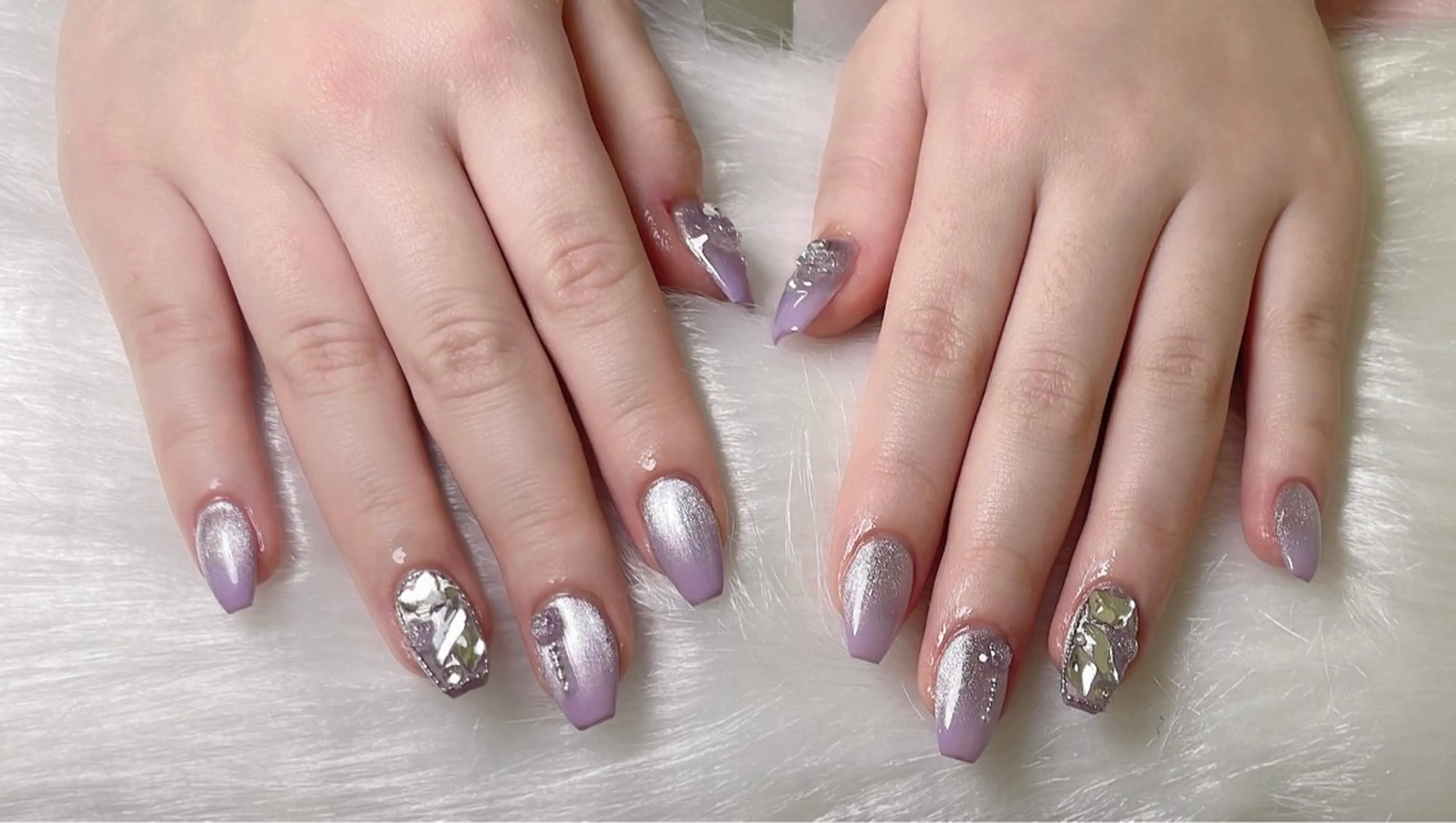 ネイル り オのネイルデザイン