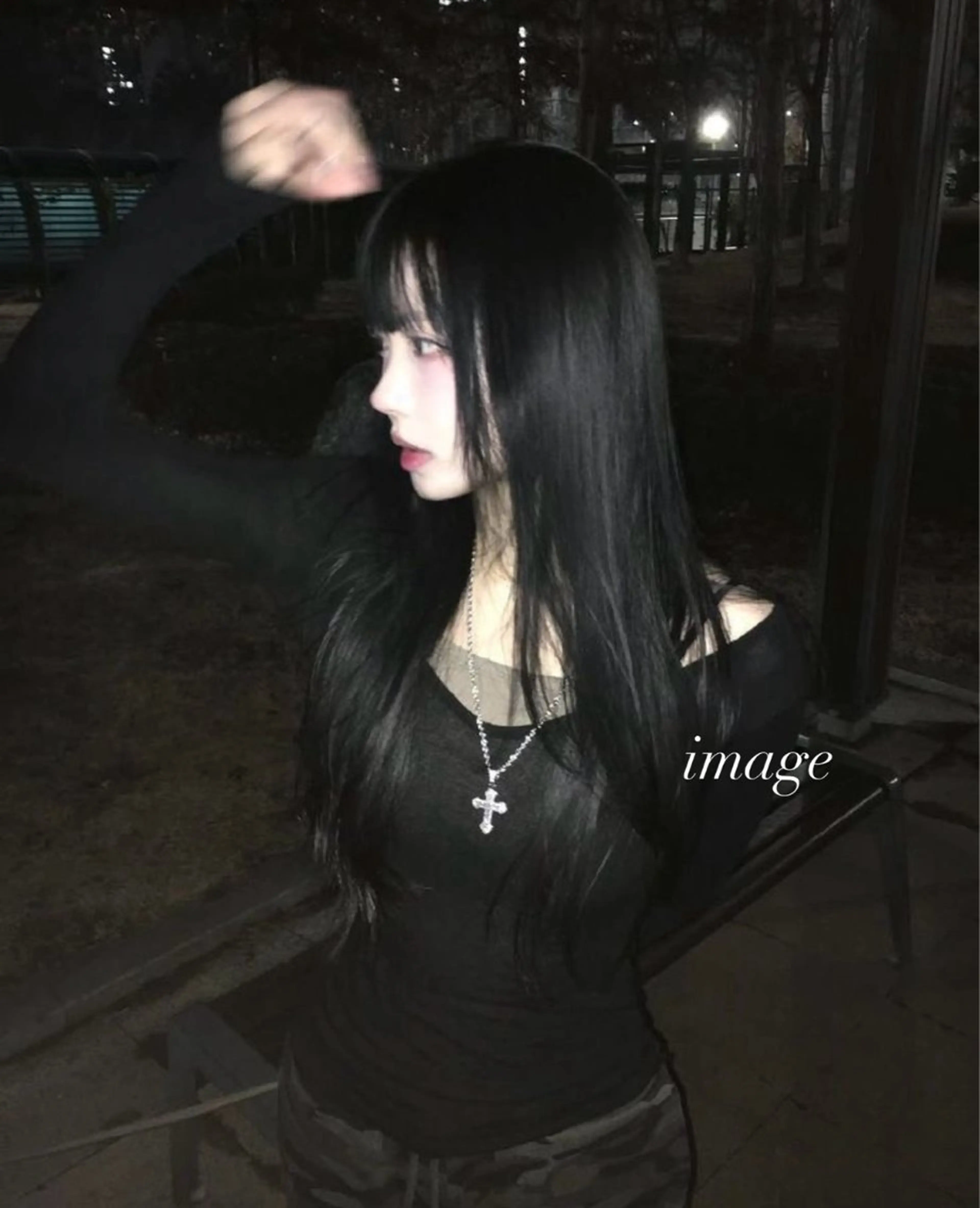 【⭐️18時限定⭐️】韓国風暗髪🐈‍⬛ブルーブラック🇰🇷就活や実習に対応した暗髪に🖤ワンカラー🖤➕コテ巻き付きの写真