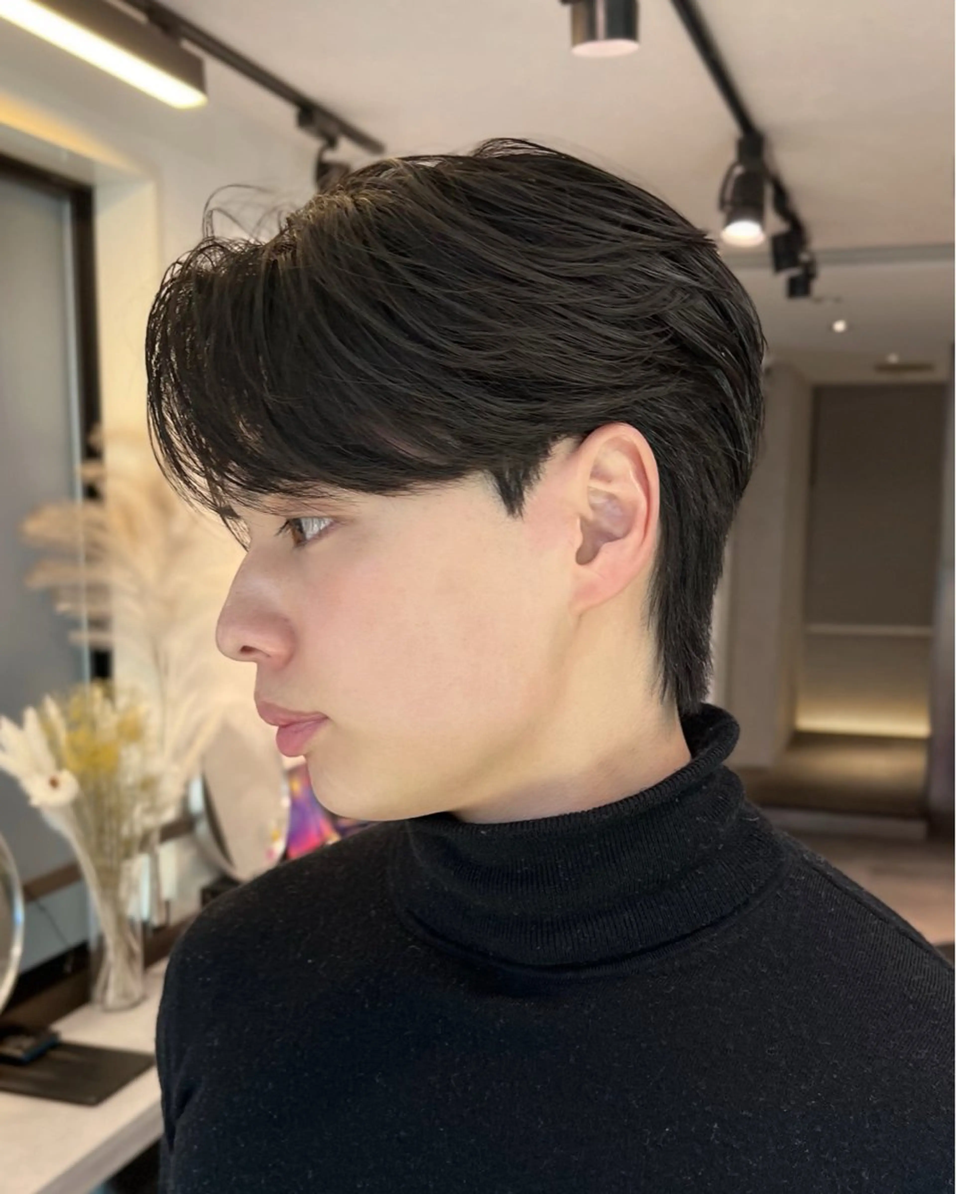 パーマ メンズ センターパート メンズパーマ ニュアンスパーマ カット パーマ トリートメント Qin shaire salon 原宿verno店所属・【センターパート】 ETO／江藤翼の眉毛・アイブロウイメージ