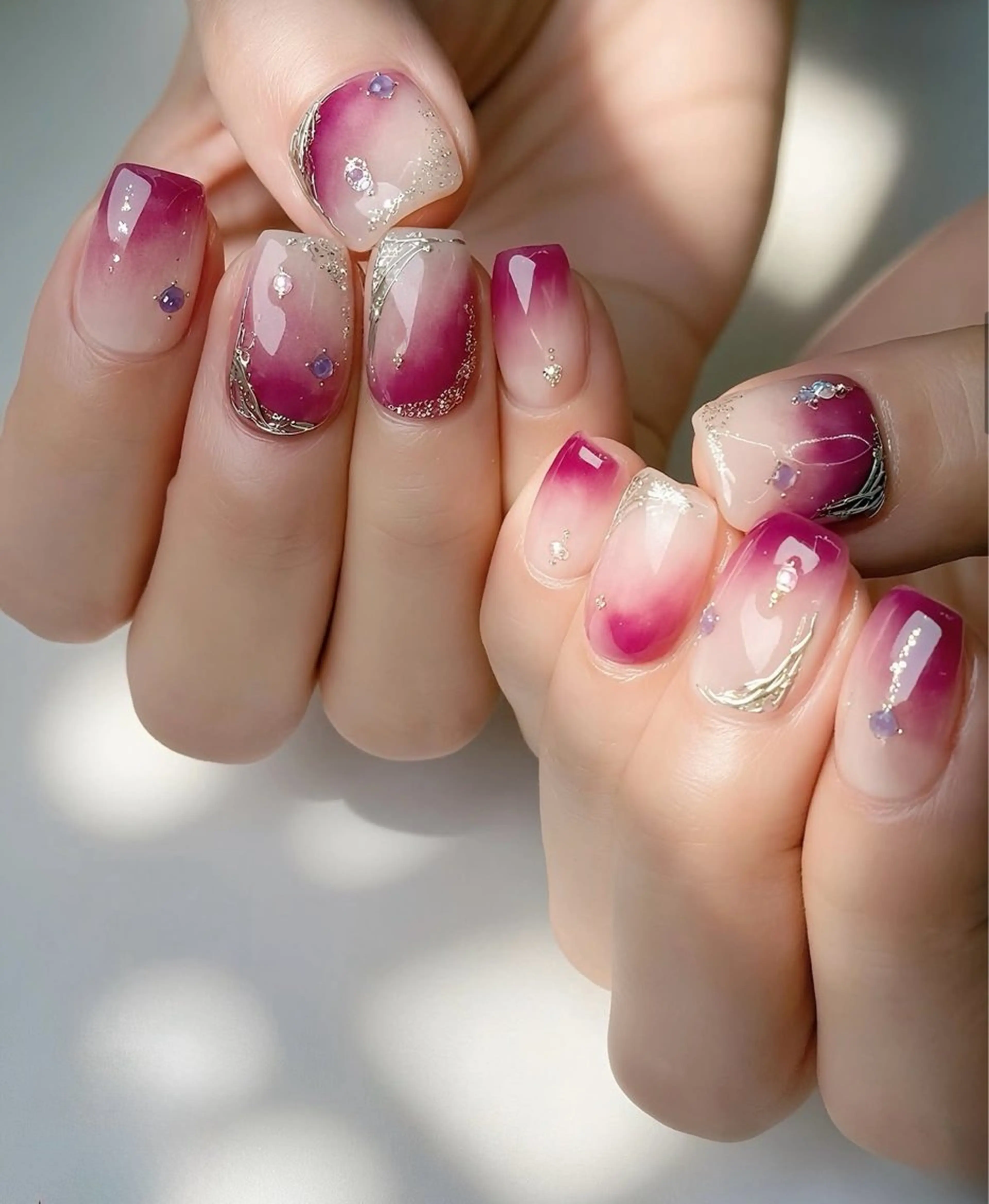 ネイル ボルドー 韓国ネイル ミラーネイル ピンク ハンドネイル ハンドケア NailSalon✨ Écrinエクランのネイルデザイン
