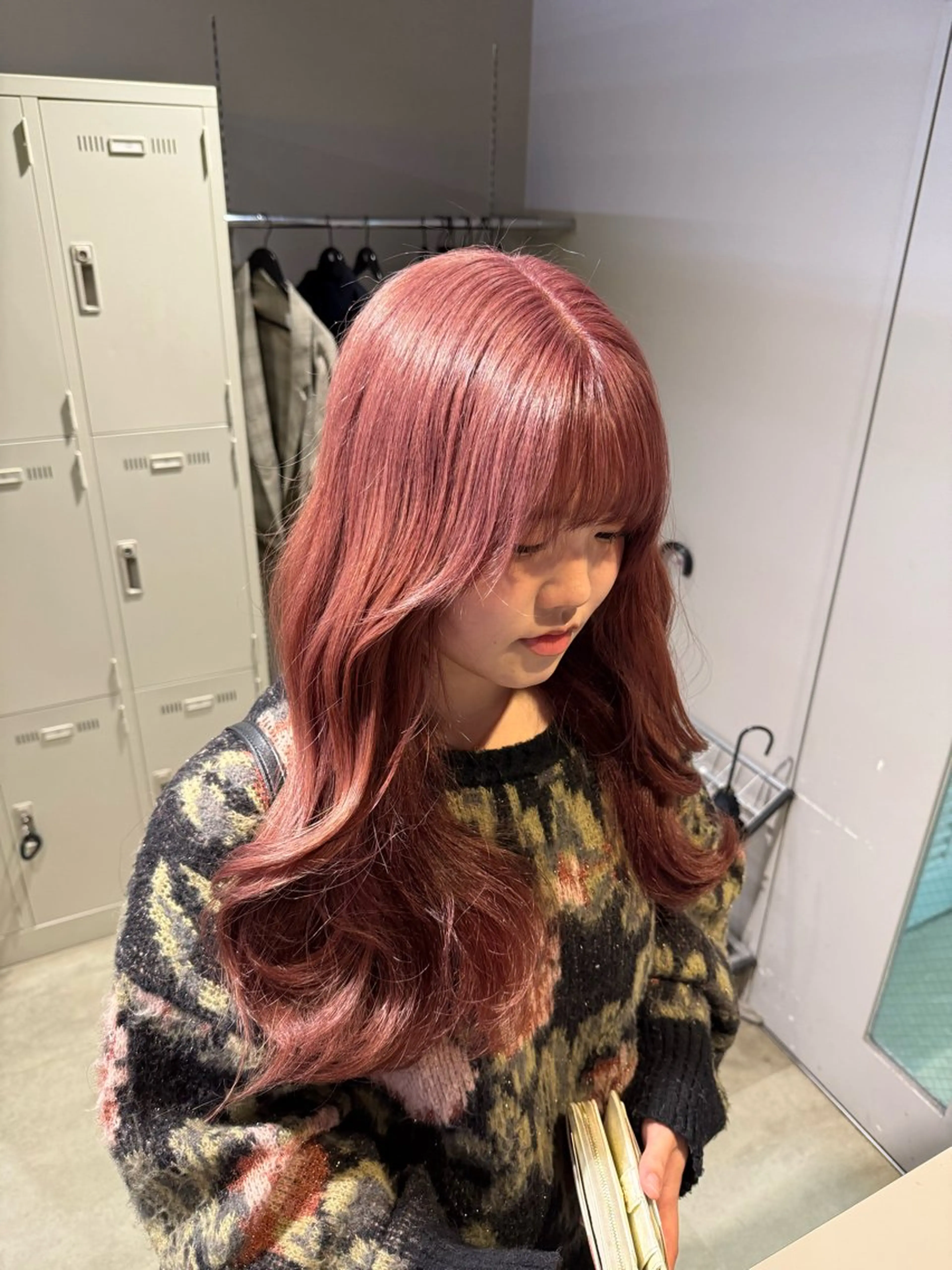 ロング カラー ヘアアレンジ ヘアカラー トリートメント ヘッドスパ 💗暖色特化ピンク/ 赤髪💗HARUNAのヘアスタイル