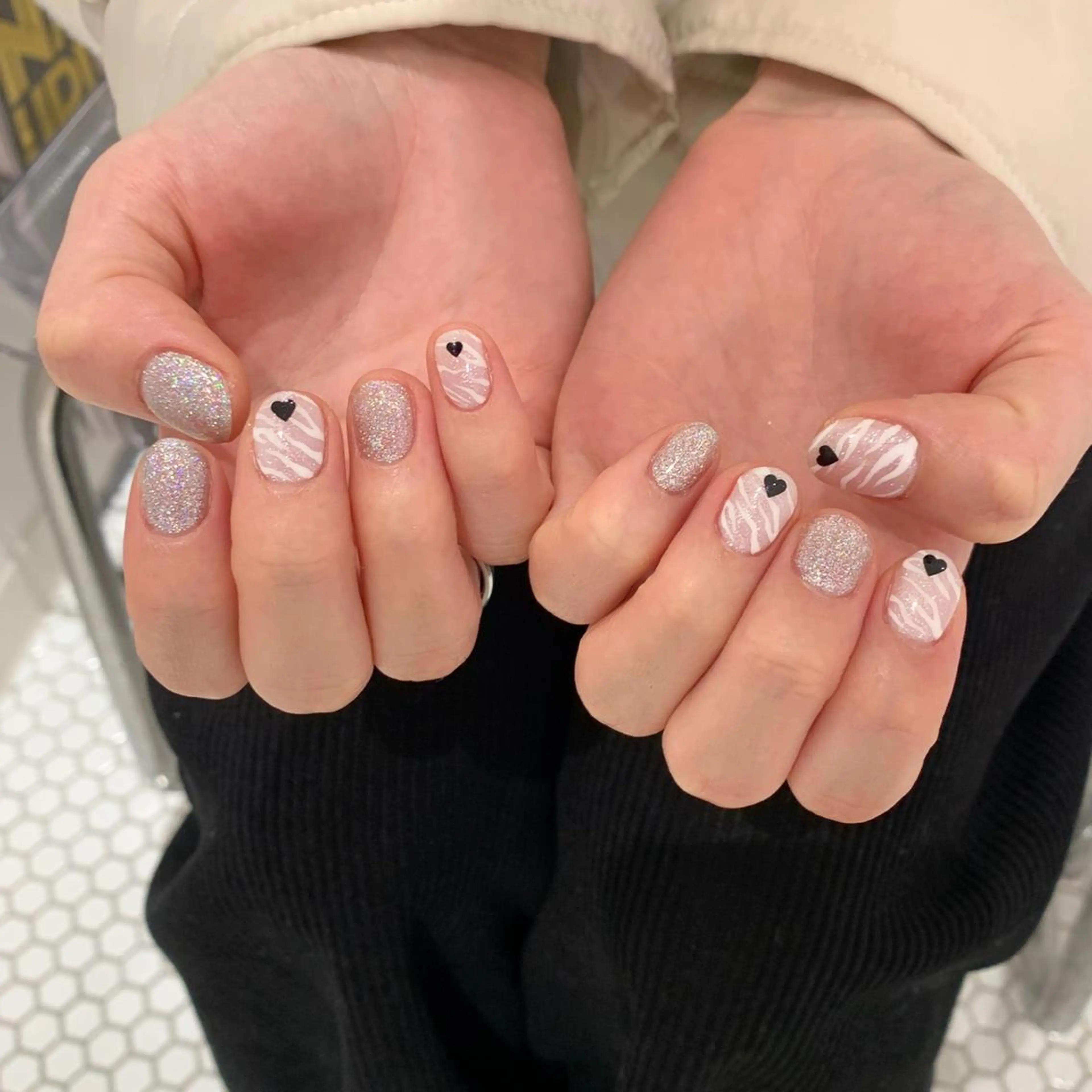 ネイル pool TSUKAMOTOのネイルデザイン