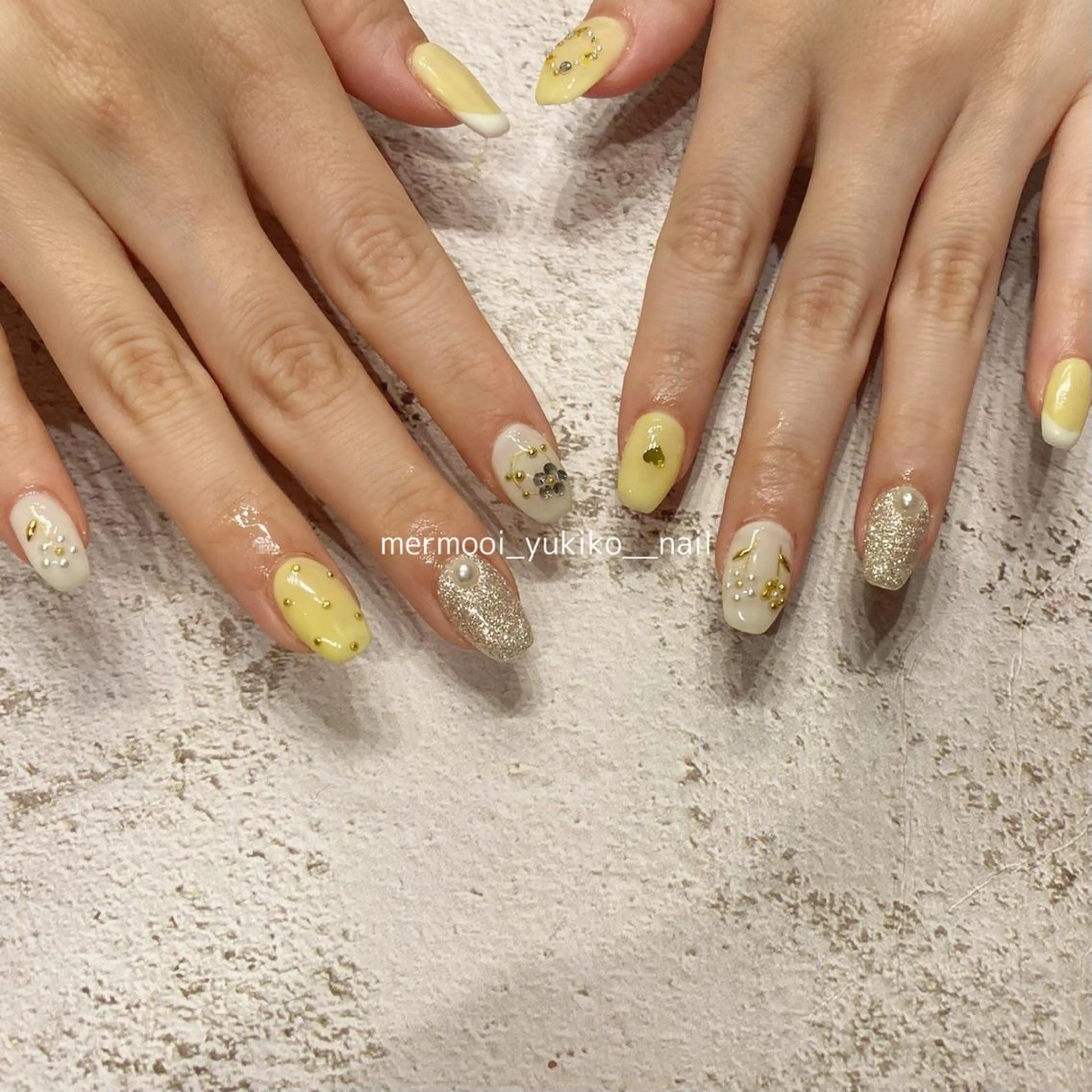 ネイル フラワーネイル キラキラネイル 韓国ネイル パステルネイル 春ネイル ハンドネイル mermooi nailのネイルデザイン