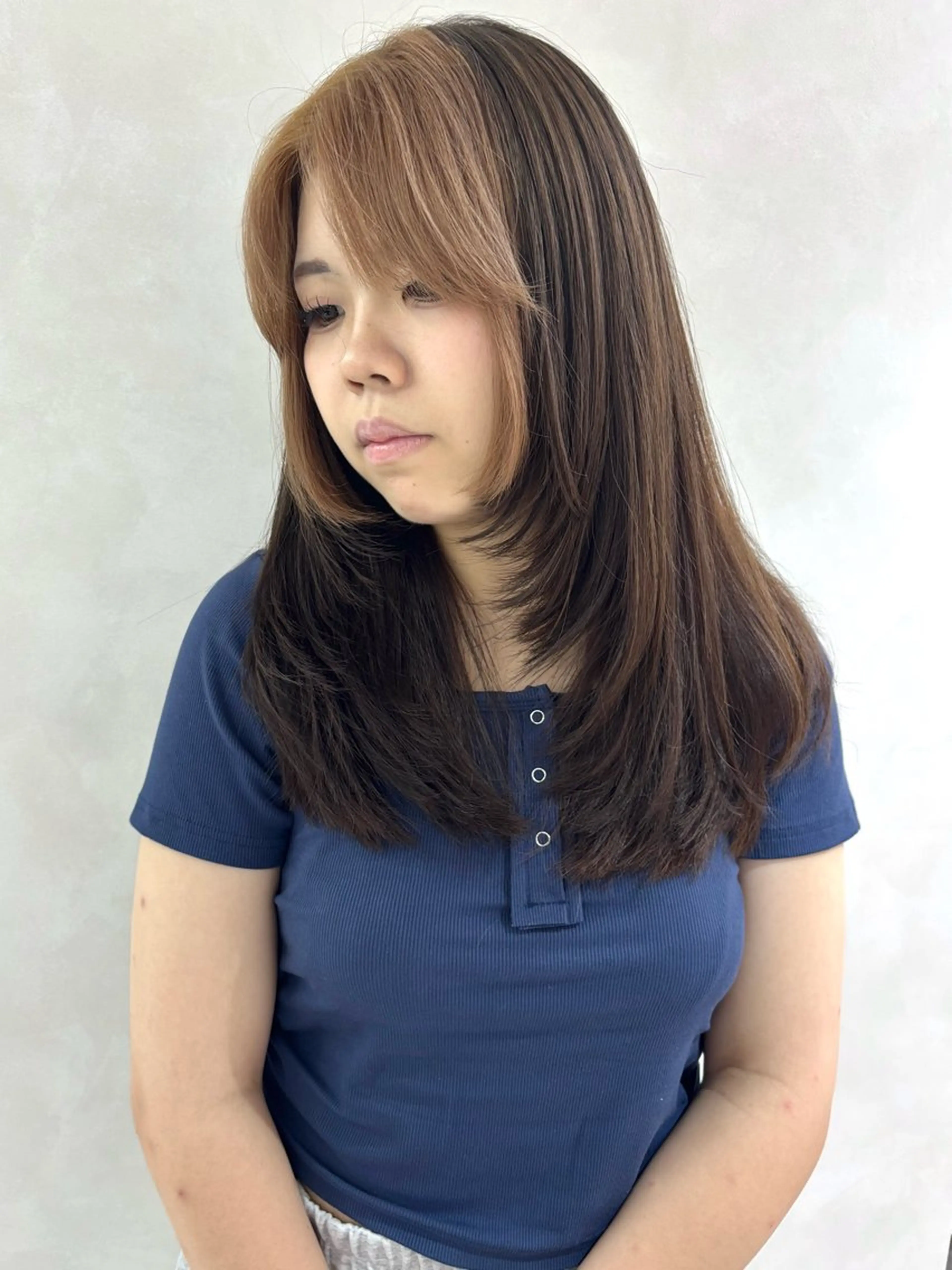 ロング カラー カット ヘアカラー トリートメント 流行りのレイヤーカッ ト得意💟akariのヘアスタイル