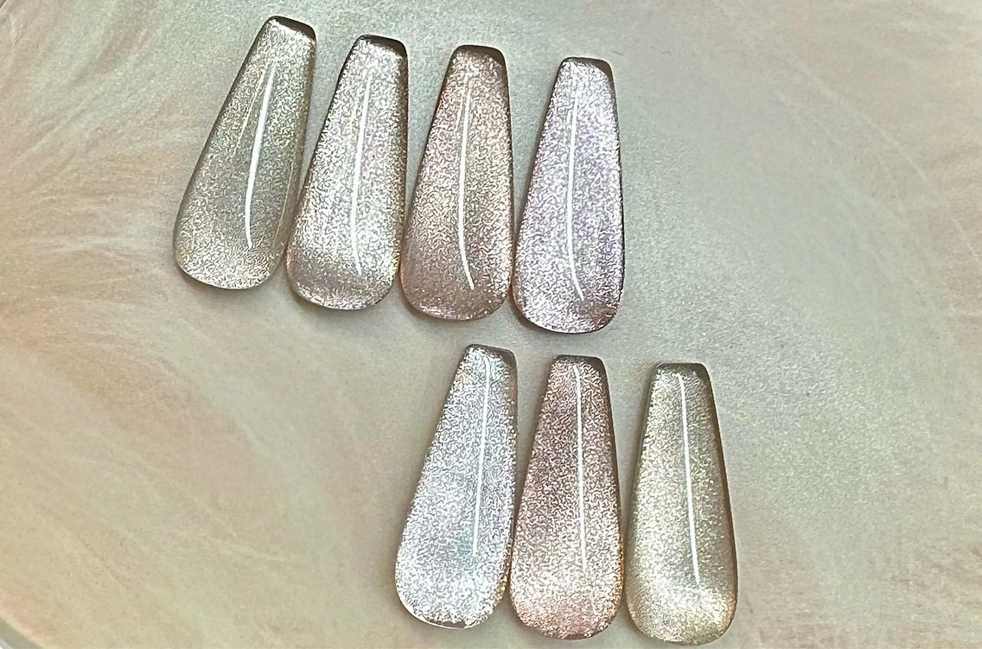 ネイル マグネットネイル m_nail所属・O Mayaのネイルデザイン