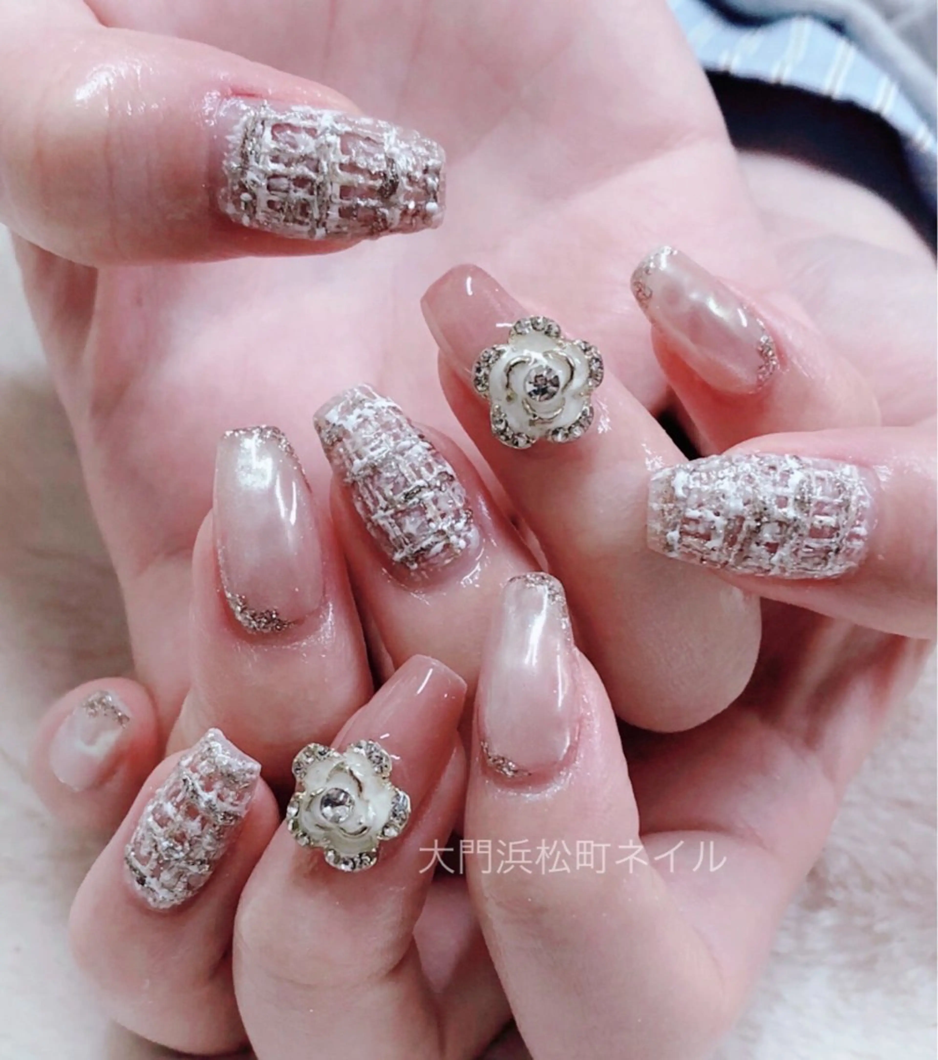 ネイル 成人式 フレンチネイル ガラスフレンチ ゴールド マグネットネイル ハンドネイル ハンドケア 大門浜松町 ネイルのネイルデザイン