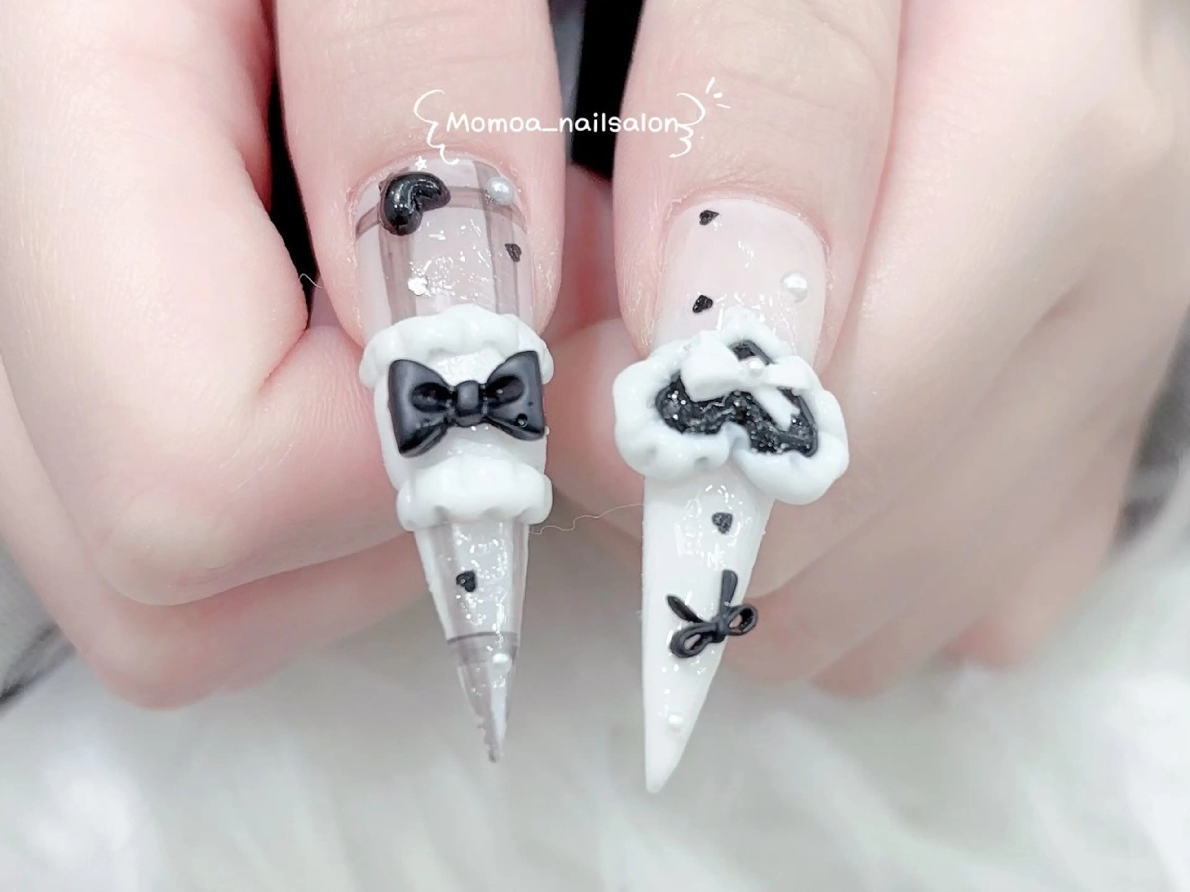 ネイル 成人式 大理石ネイル(マーブル) 持ち込み リボン 夏ネイル ハンドネイル MoMoA Nail ネイル長さ出し専門店のネイルデザイン