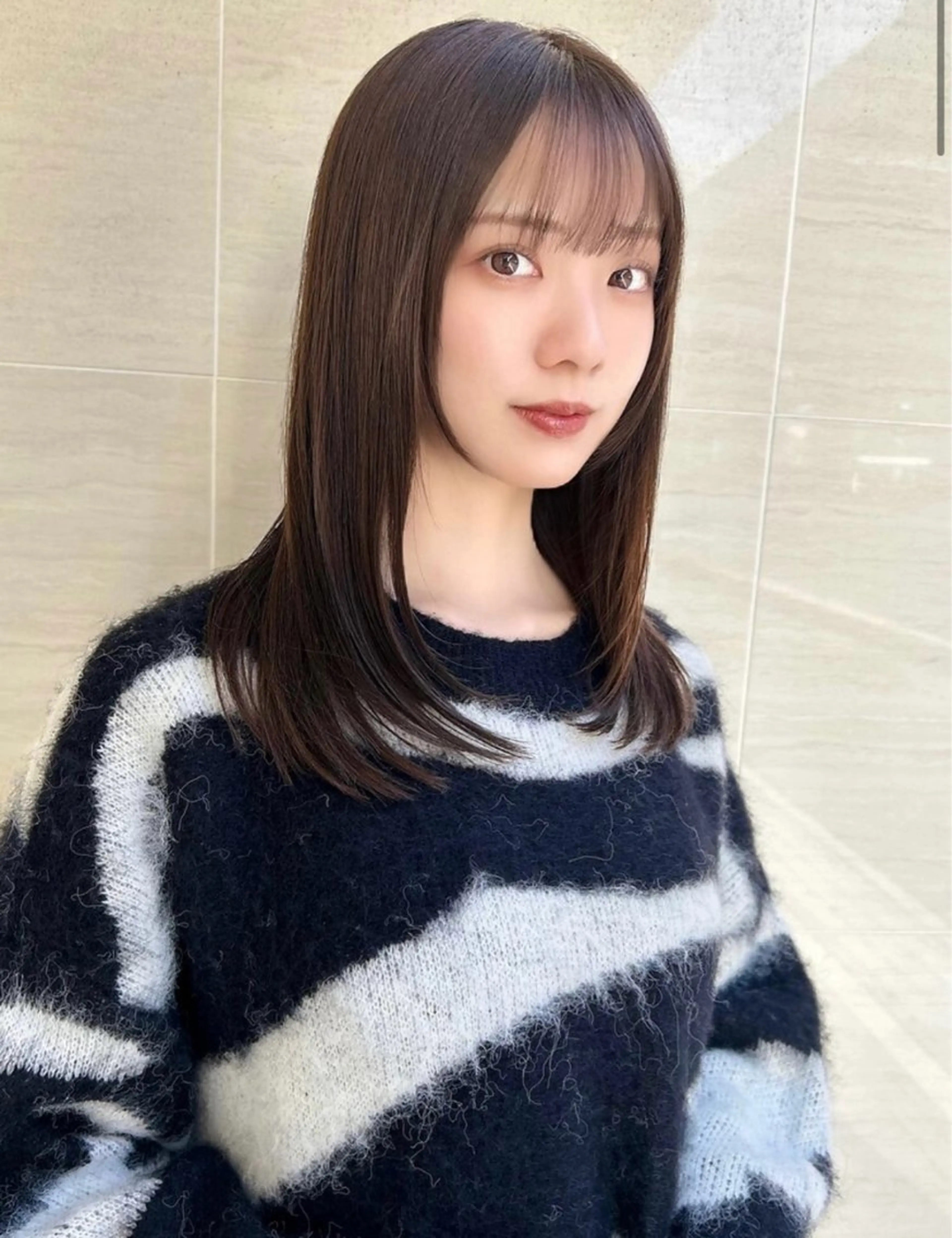 セミロング 尾前 了守のヘアスタイル