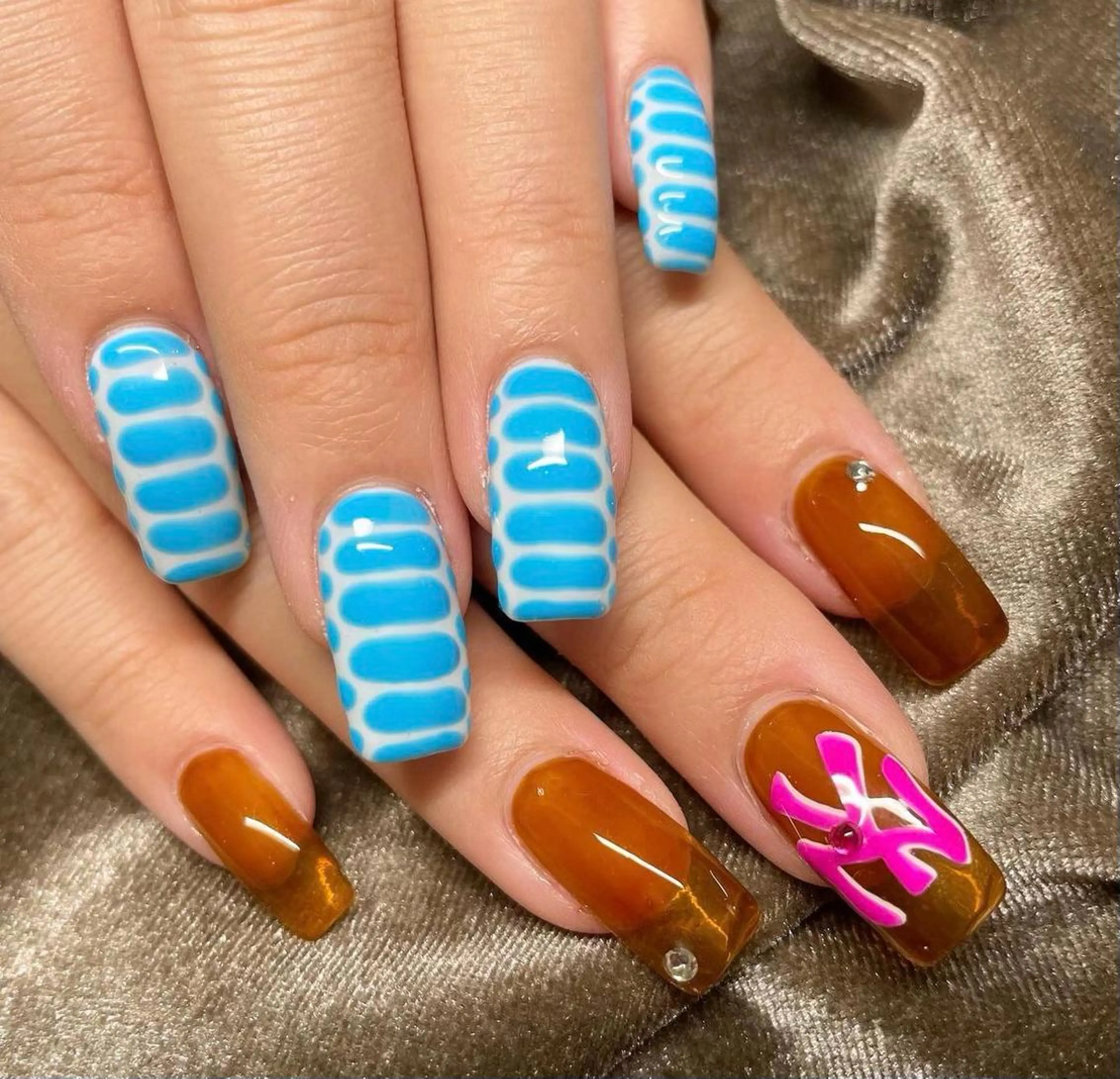 ネイル amour 川崎店所属・amour 川崎店のネイルデザイン