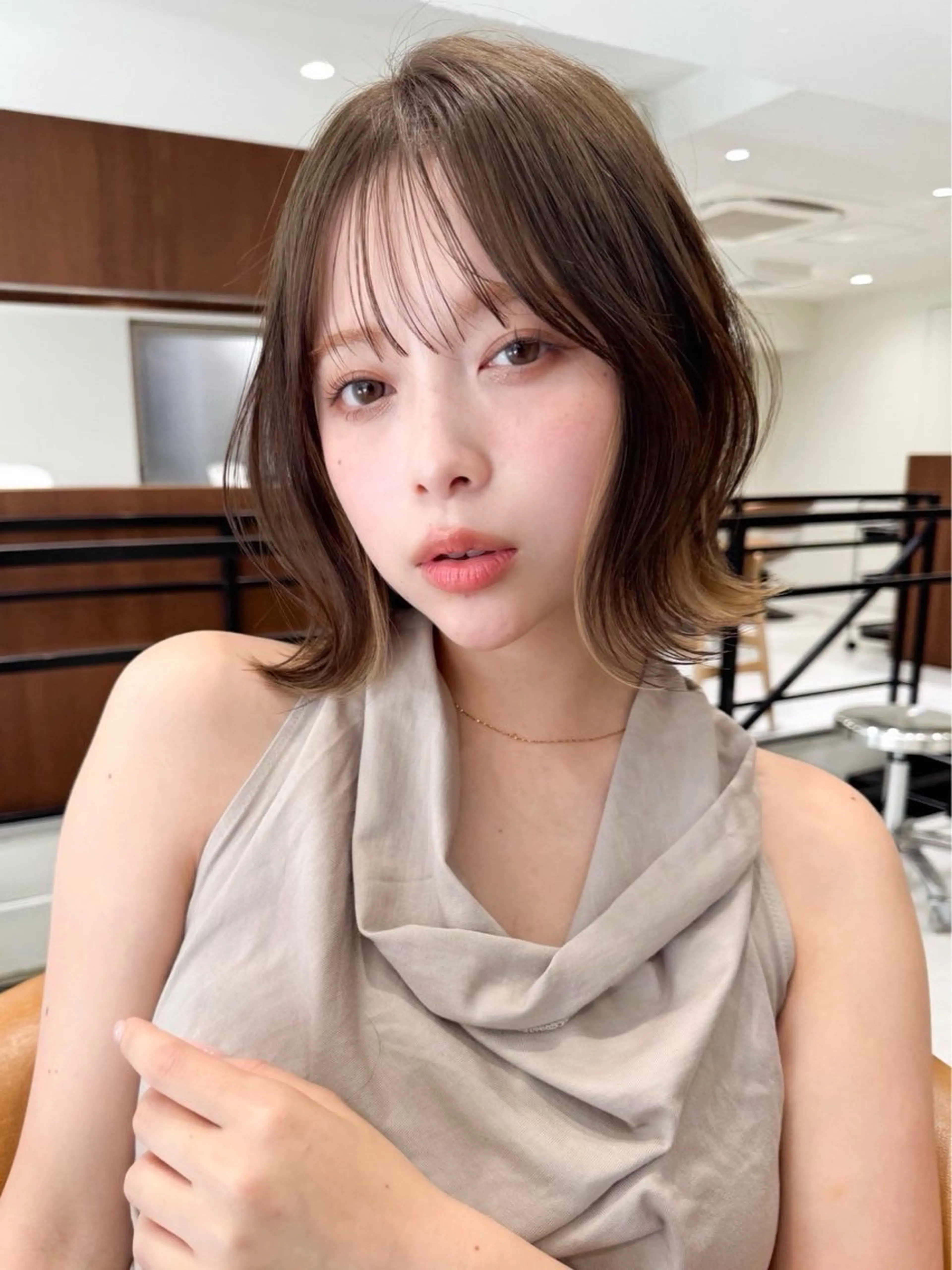 ショート カラー 小顔カット カット ヘアカラー 小顔ボブ jilblanカホのヘアスタイル