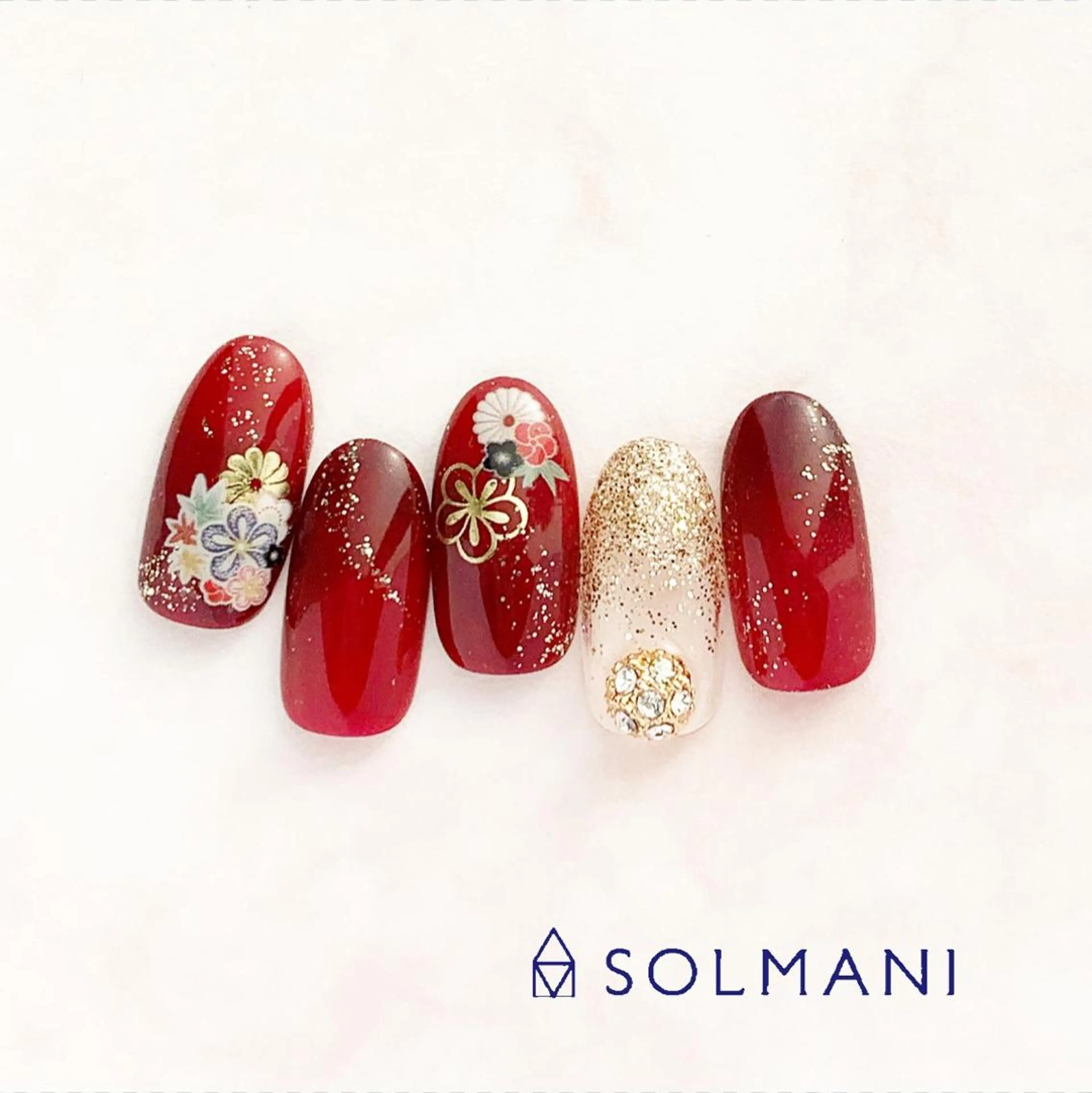 ネイル 成人式 SOLMANI 予約担当のネイルデザイン