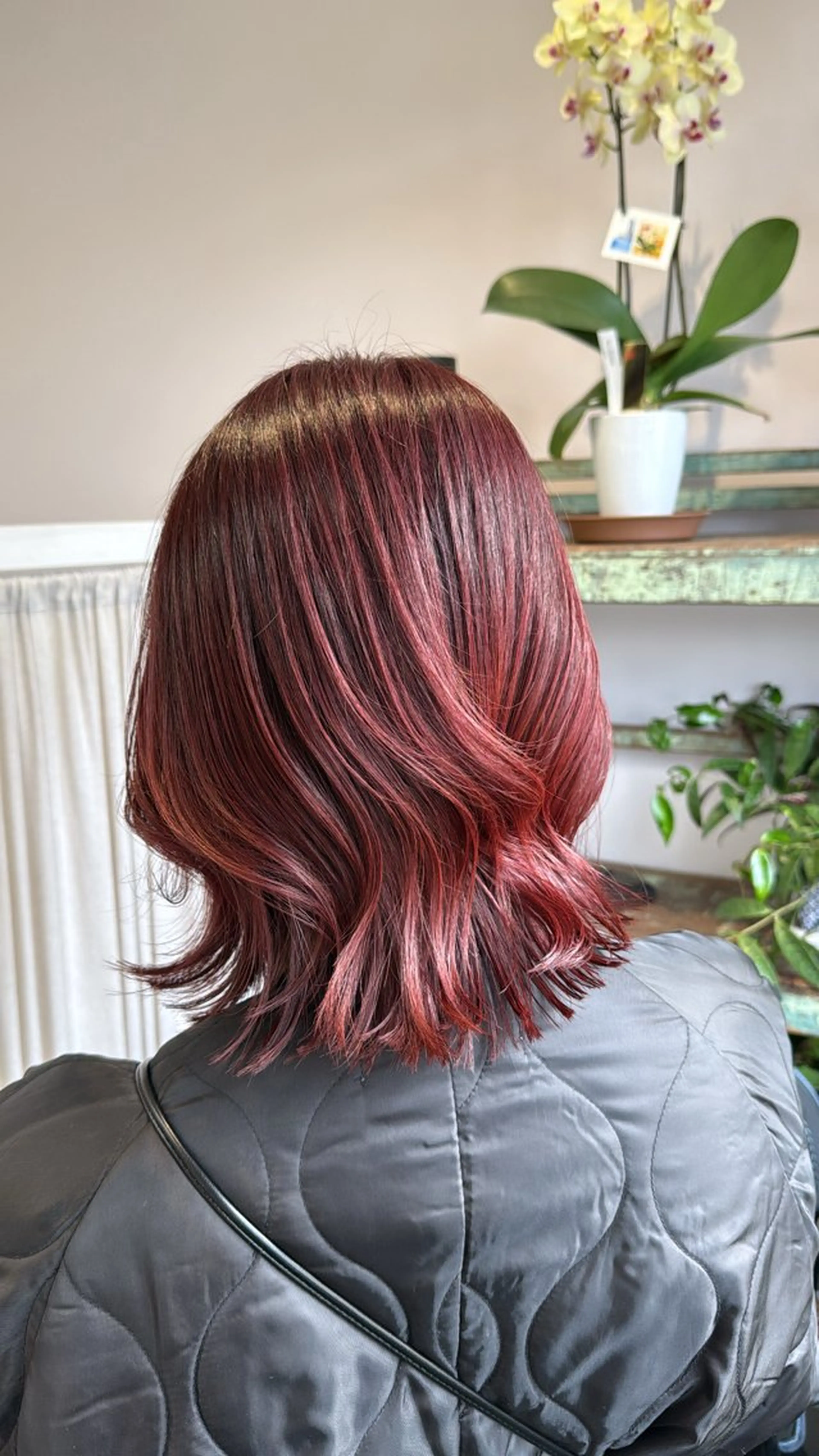 セミロング カラー 透明感カラー カット ヘアカラー トリートメント Sakura .のヘアスタイル