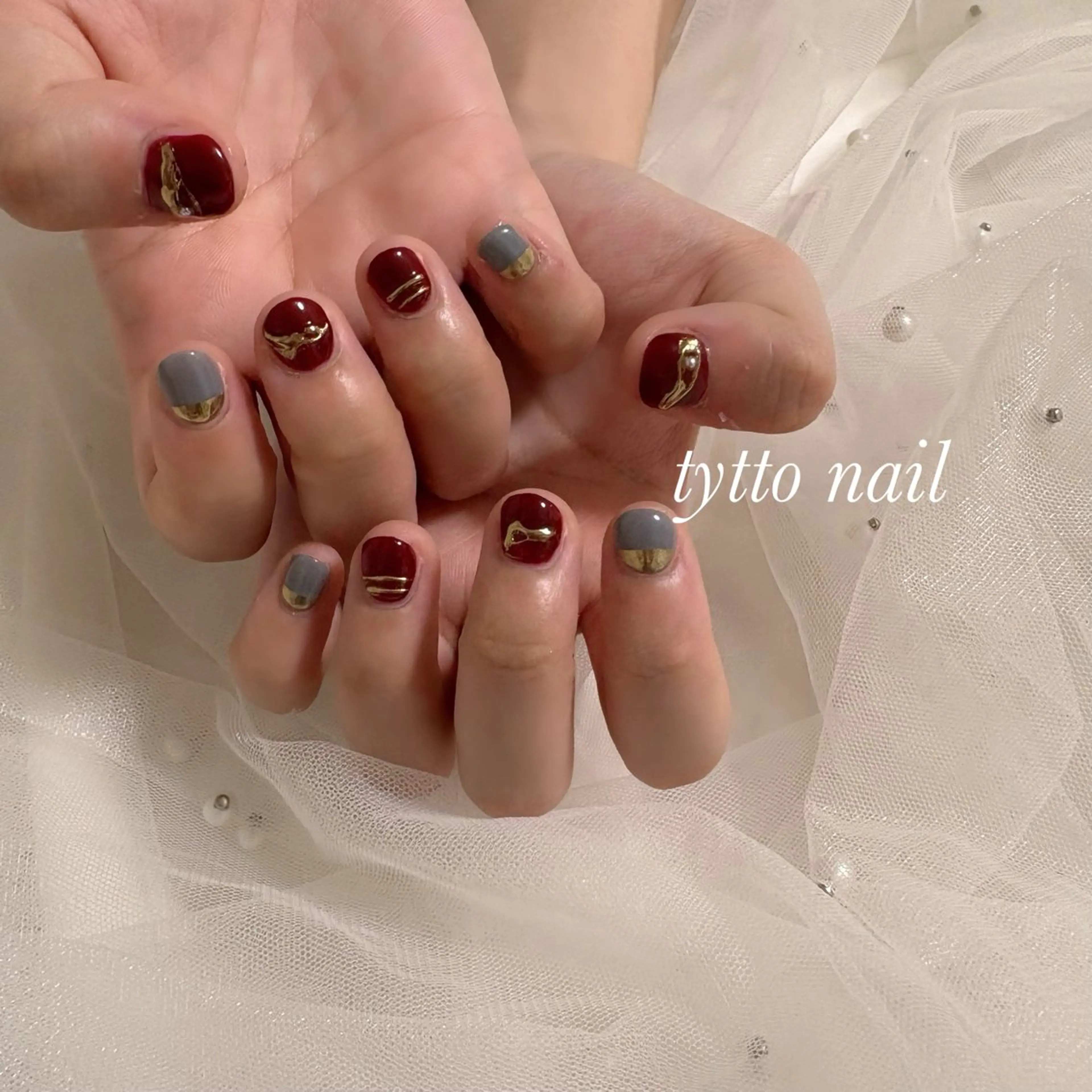 ネイル ボルドー ミラーネイル オフィスネイル ワンカラーネイル ショートネイル tytto nail ❤︎‪‪eri‪‪のネイルデザイン