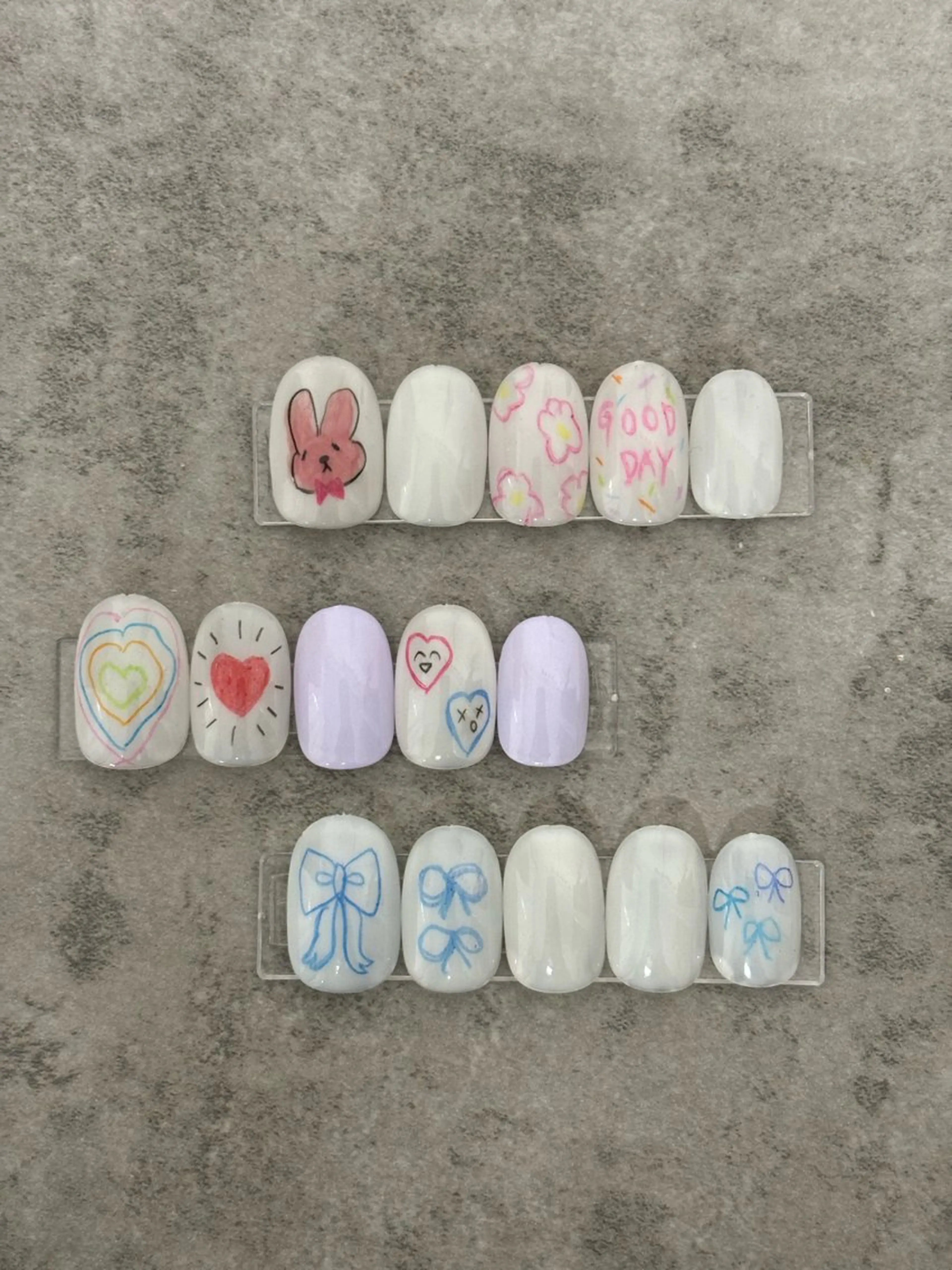 落書きネイル（落書きは6本まで）の写真