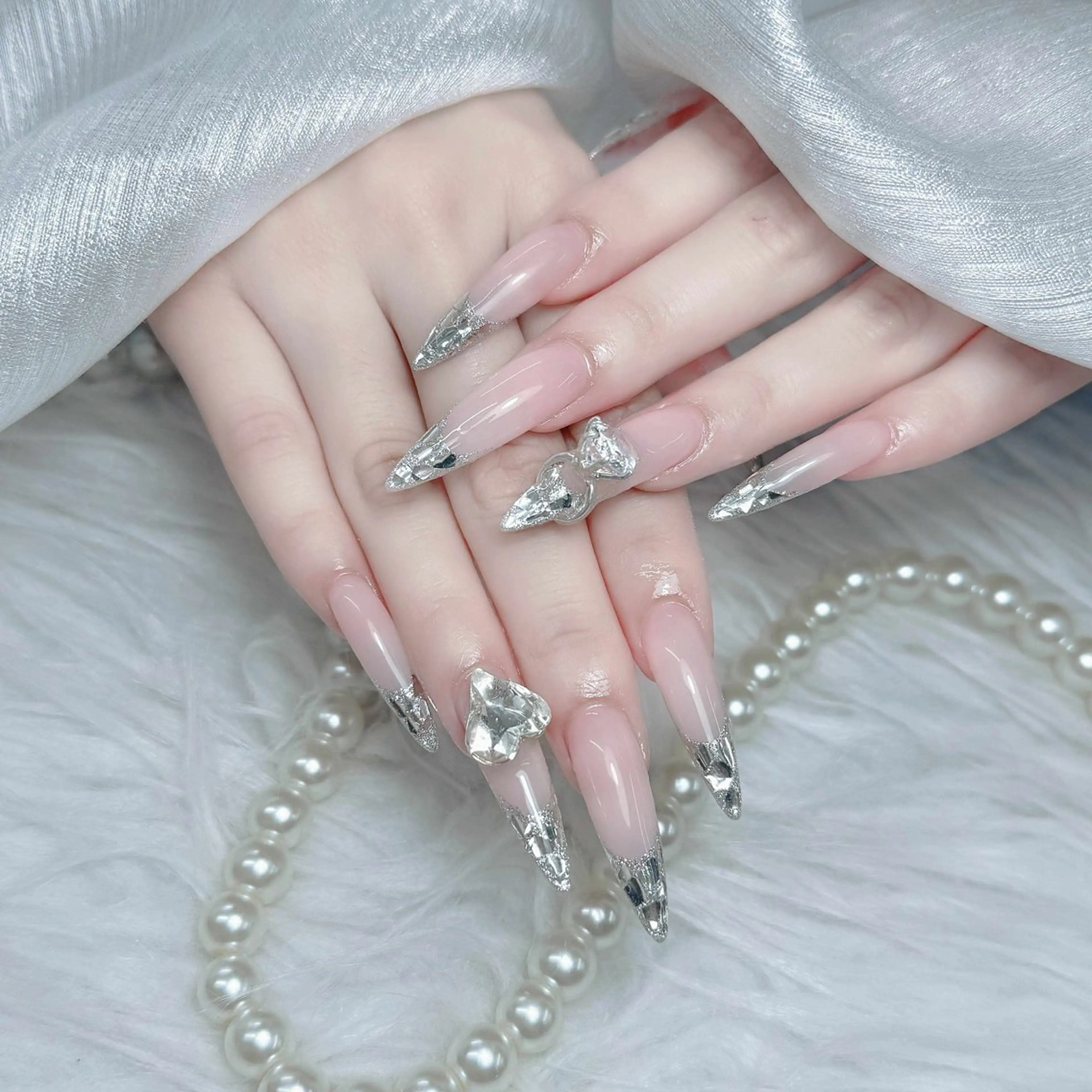 ネイル ハンドネイル ハンドケア Nova Nail Nambaのネイルデザイン