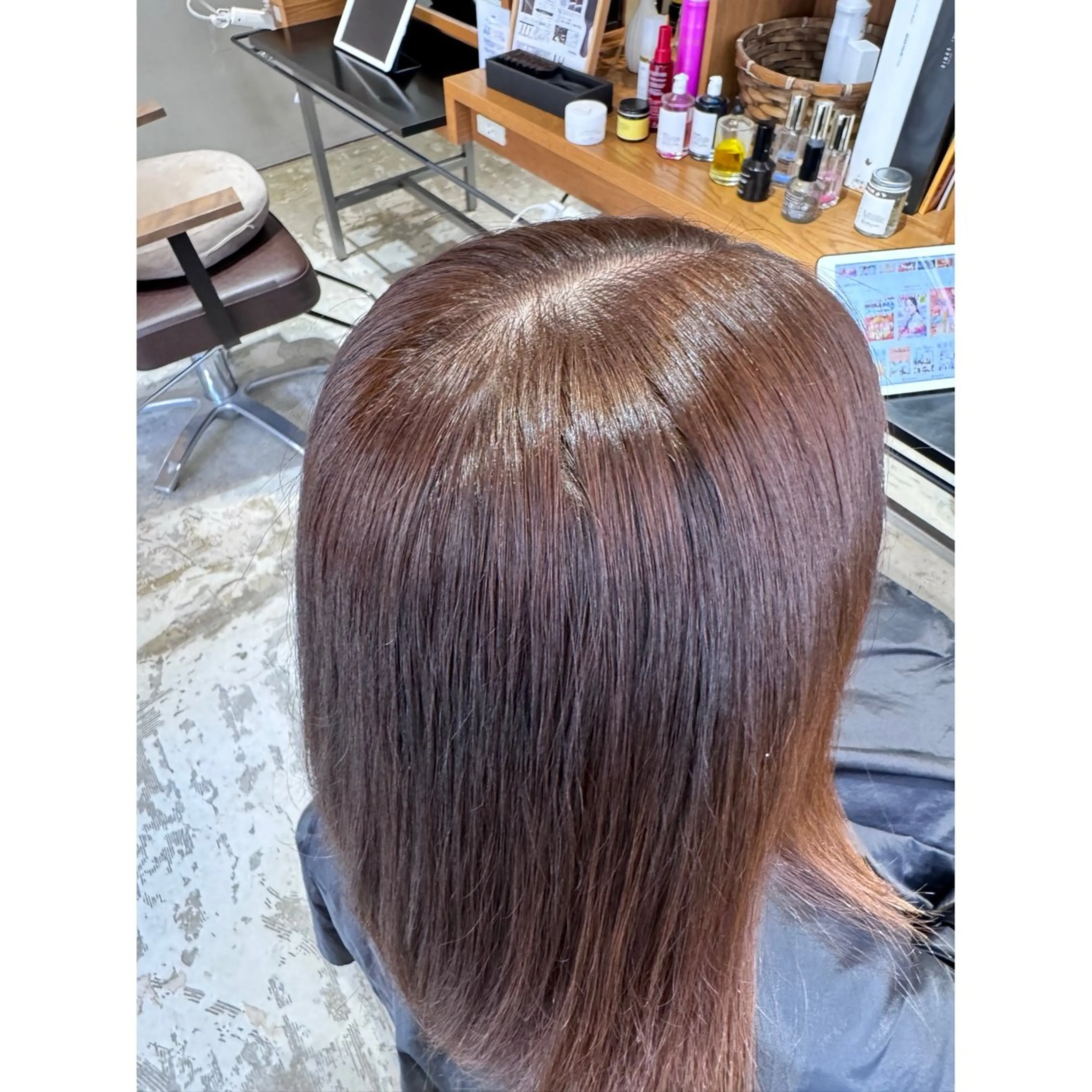 ミディアム カット ヘアカラー トリートメント 喜友名洸季 anoneのヘアスタイル