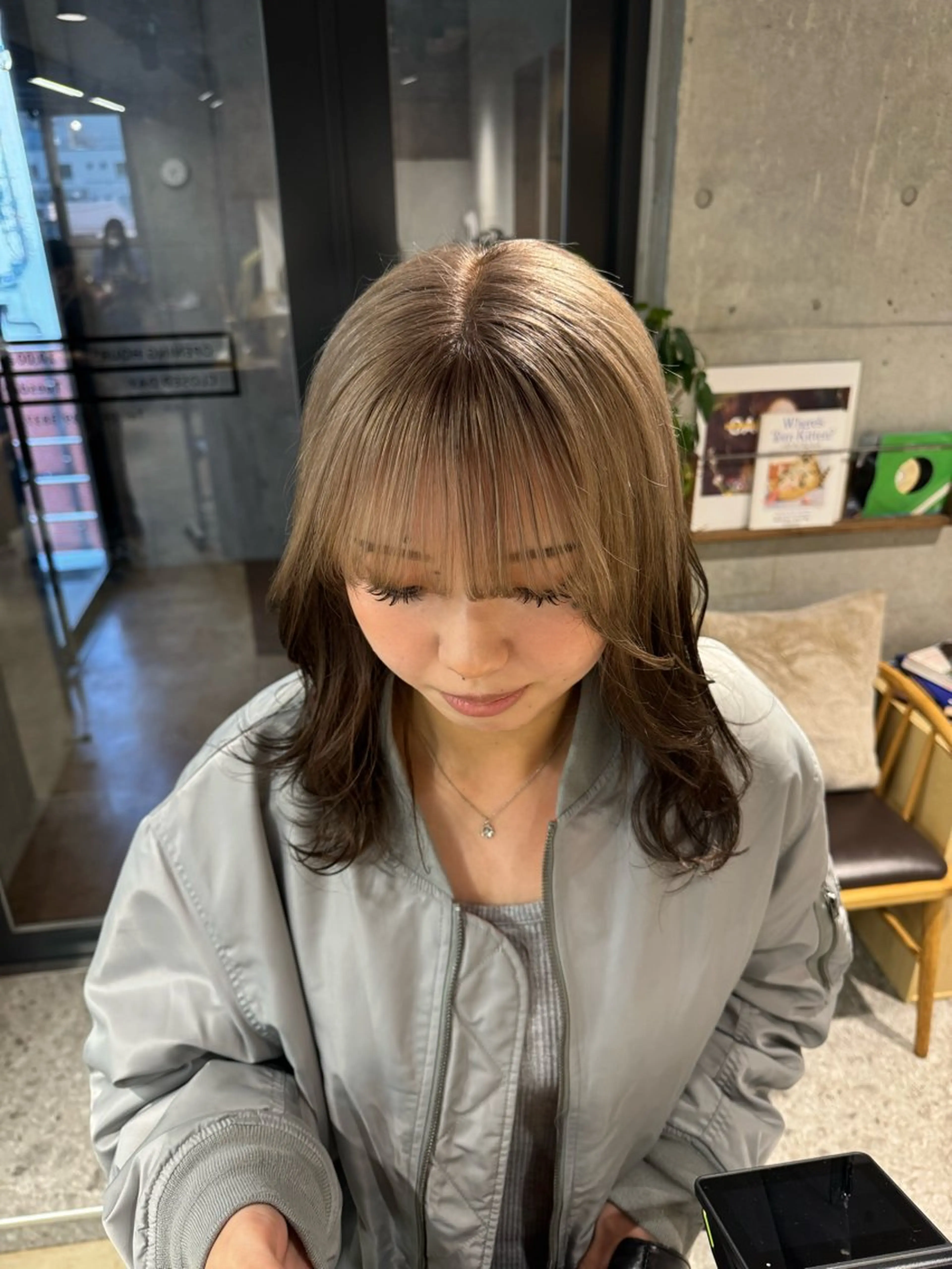 セミロング カット ヘアカラー 🎀ダブルカラー hinata🎀のヘアスタイル