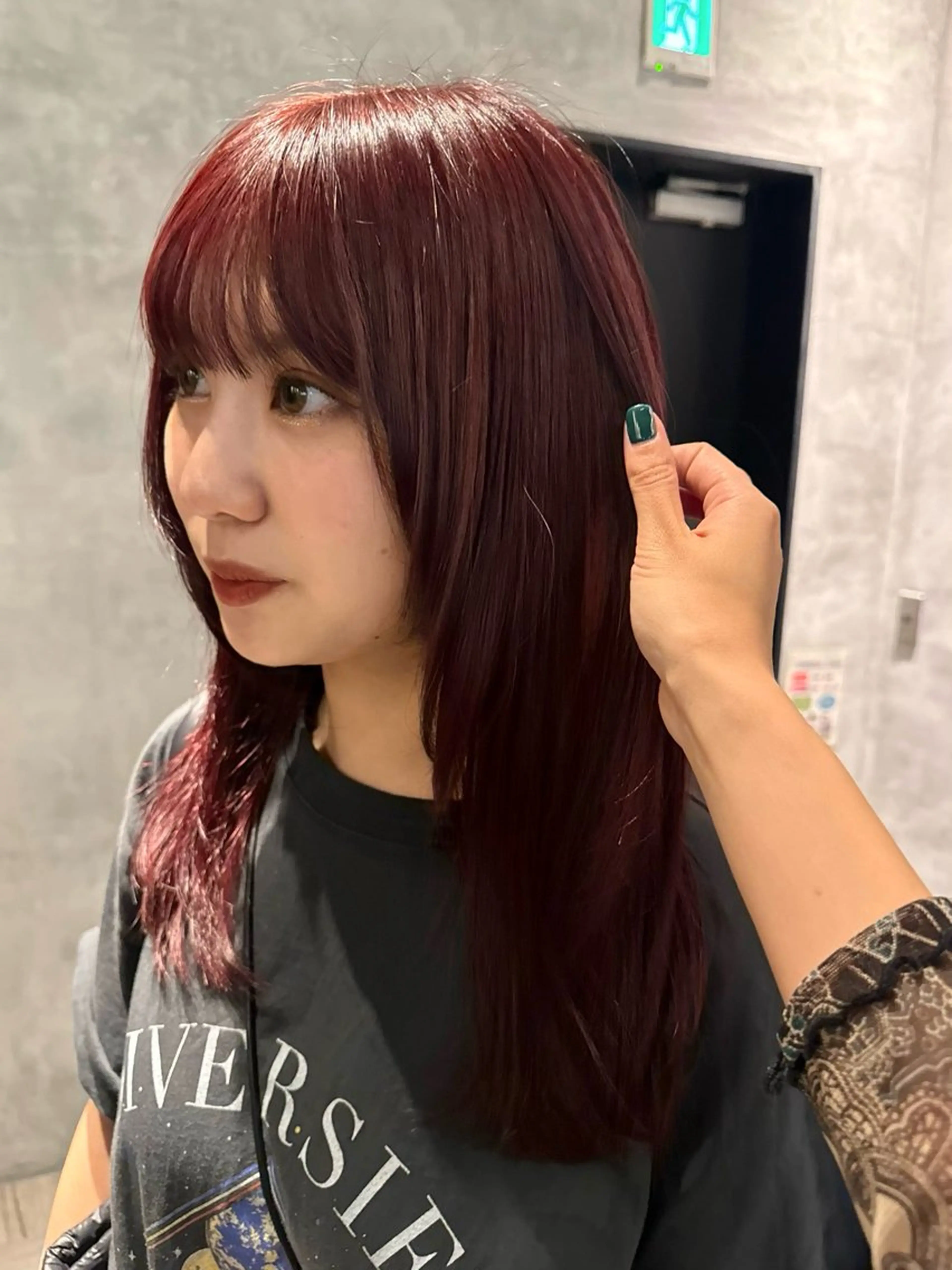 ミディアム カラー ヘアアレンジ 暖色ダブルカラーボブ レイヤー🌈AINAのヘアスタイル