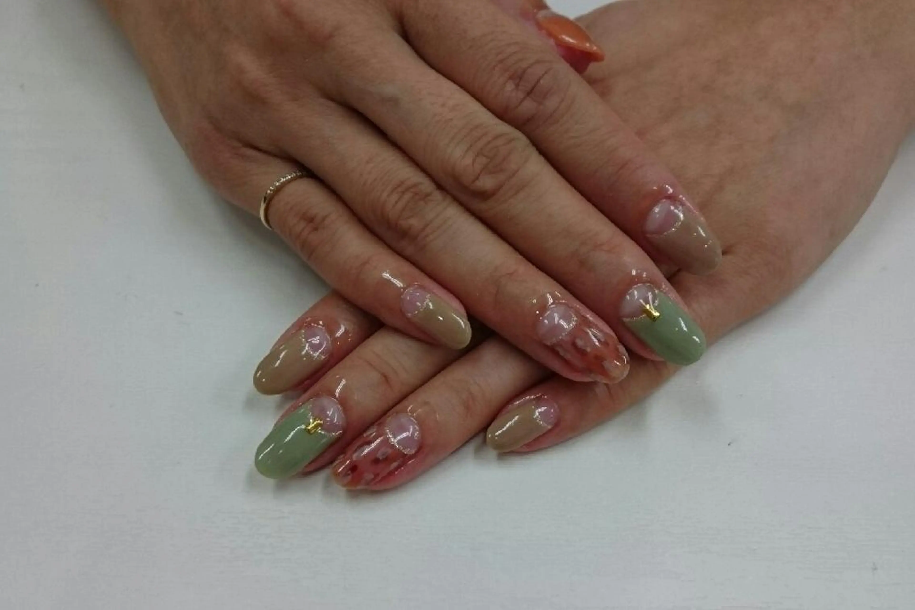 ミディアム ネイル nail salon Blancのネイルデザイン