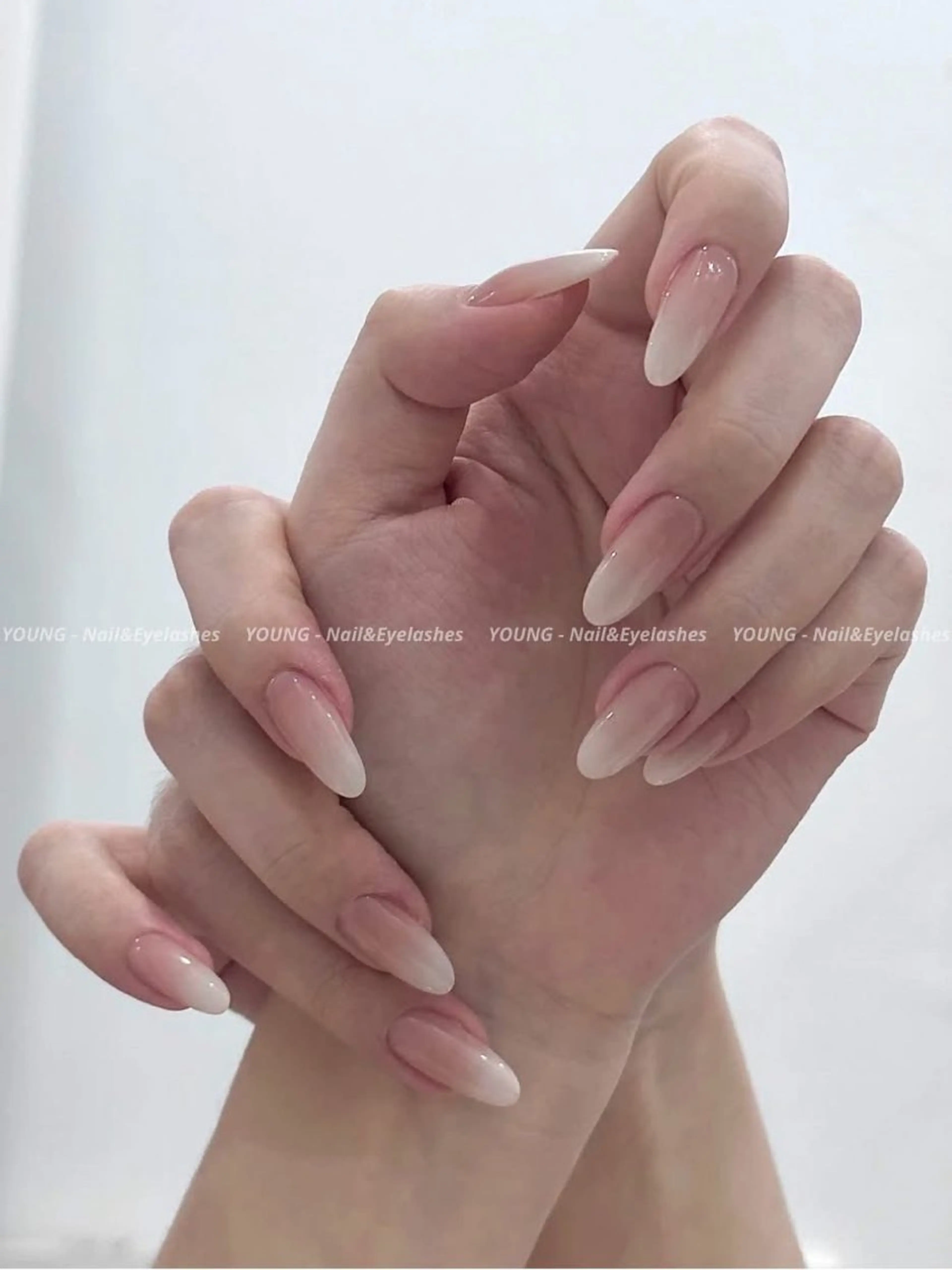 ネイル Rose Ana.Chuoのネイルデザイン