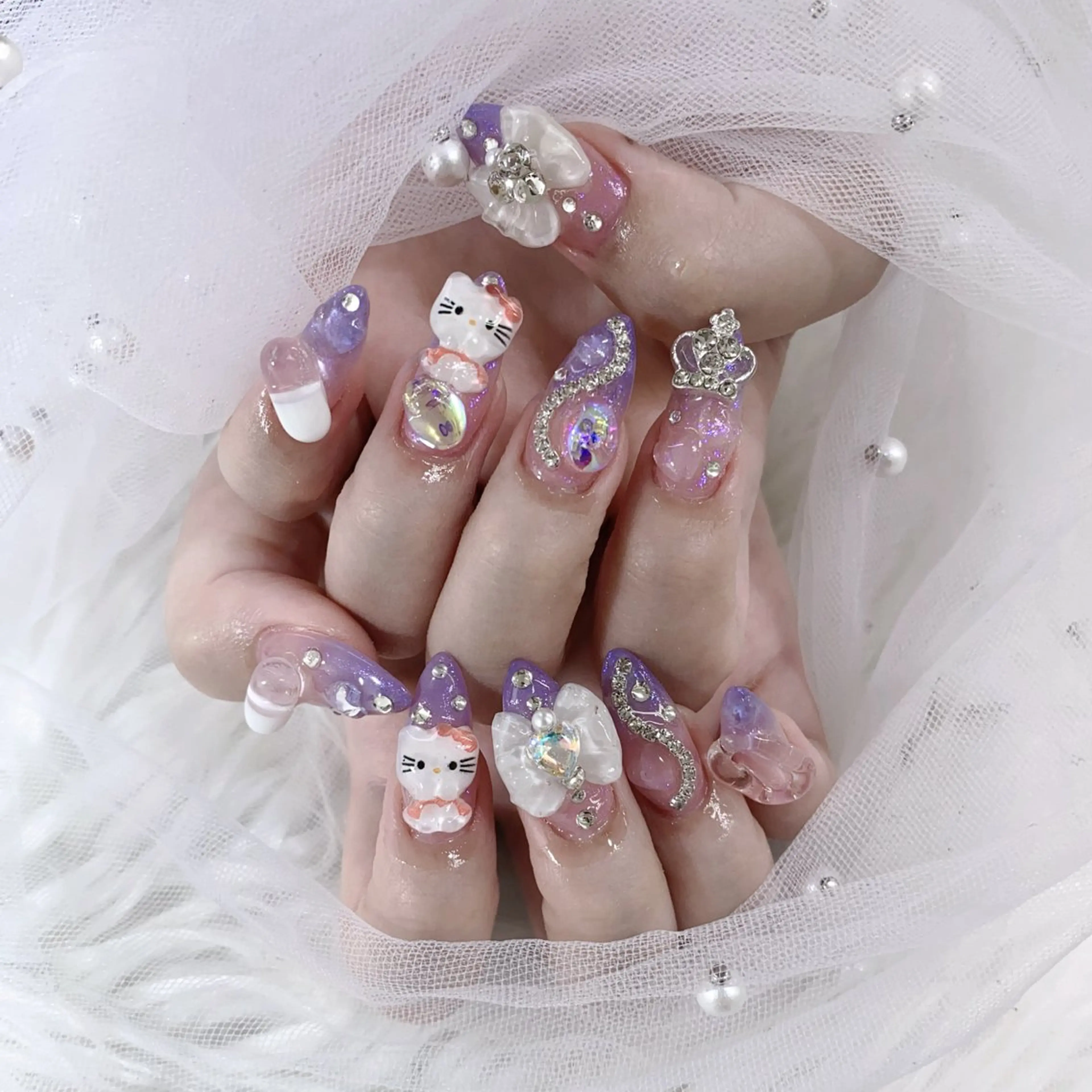 ネイル オーロラネイル 成人式 フレンチネイル ハート 韓国ネイル ハンドネイル Melody Nail所属・Melody 3D/スカルプ専門店のネイルデザイン